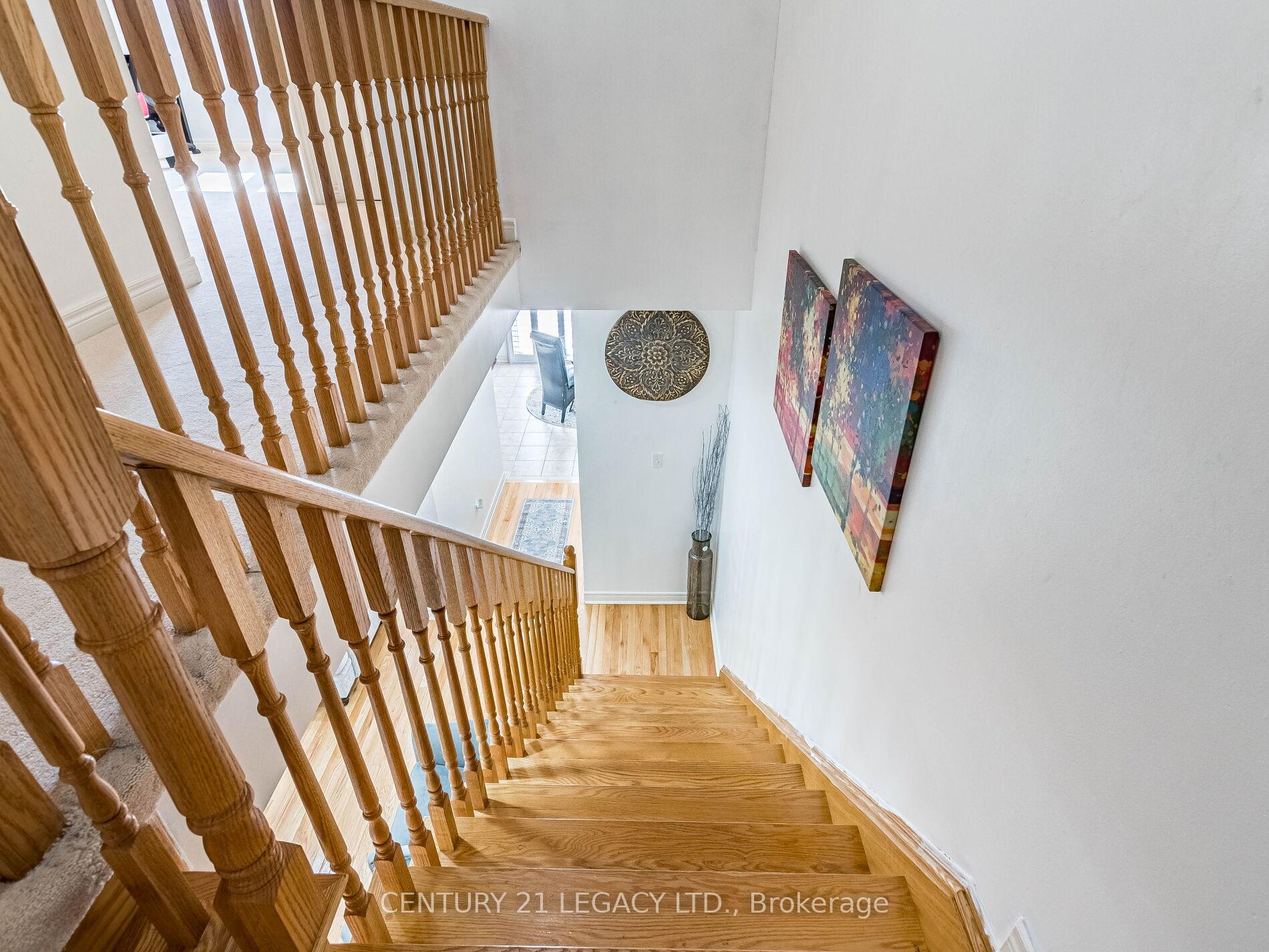 Photo 23 of 674 Coach Drive SE, Mississauga, Hurontario — HOMEH