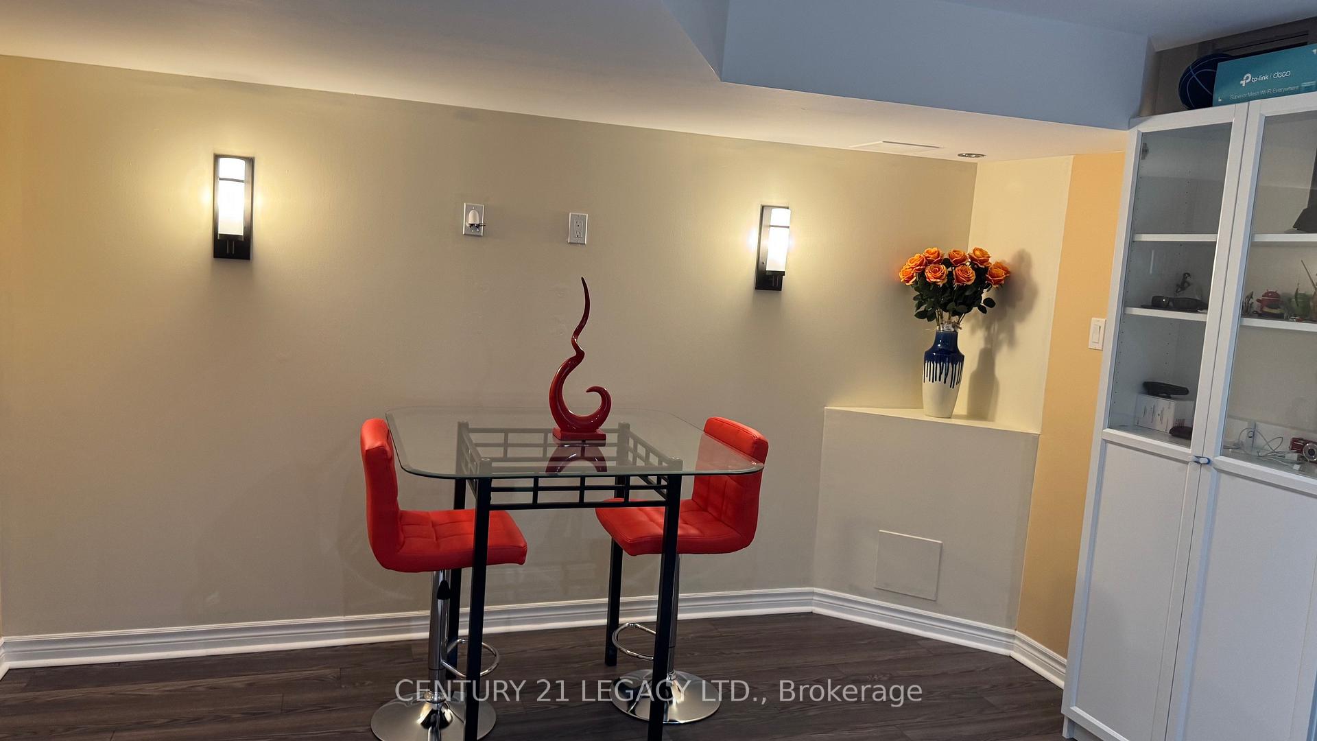 Photo 36 of 674 Coach Drive SE, Mississauga, Hurontario — HOMEH