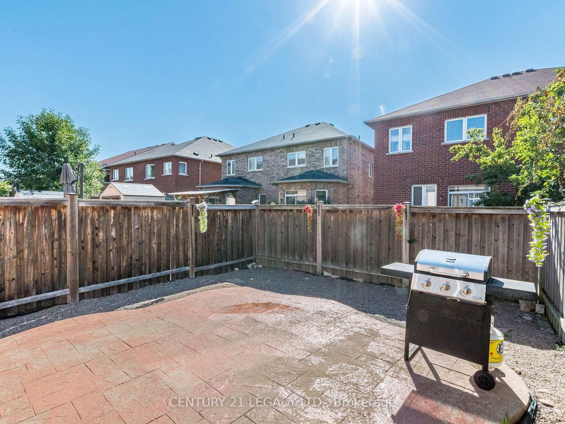 Photo 47 of 674 Coach Drive SE, Mississauga, Hurontario — HOMEH