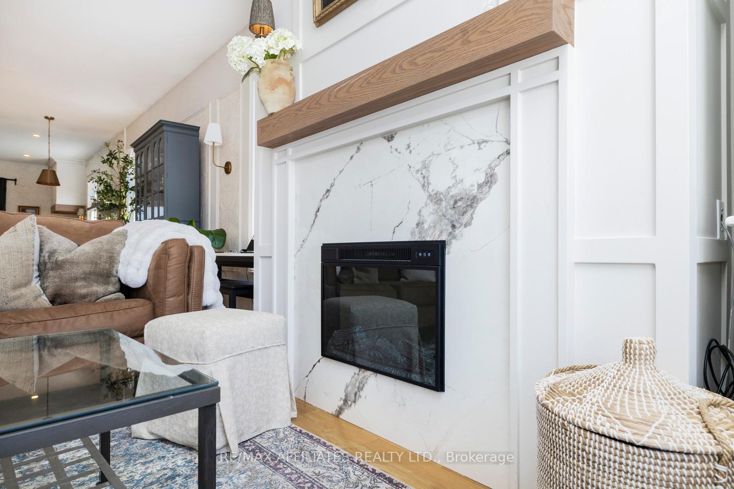 Photo 6 of 19 Senators Gate Drive, Perth — HOMEH