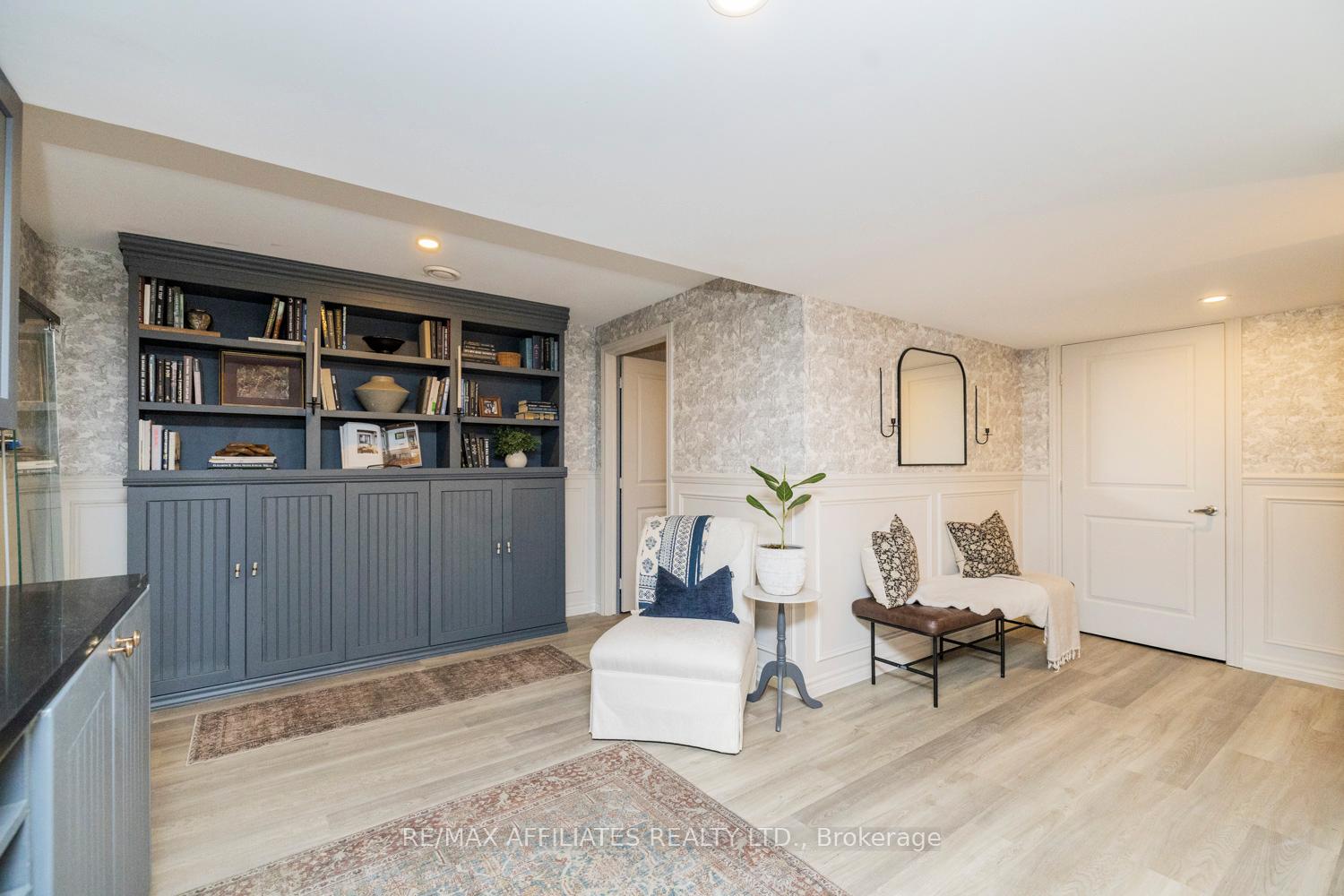 Photo 41 of 19 Senators Gate Drive, Perth — HOMEH