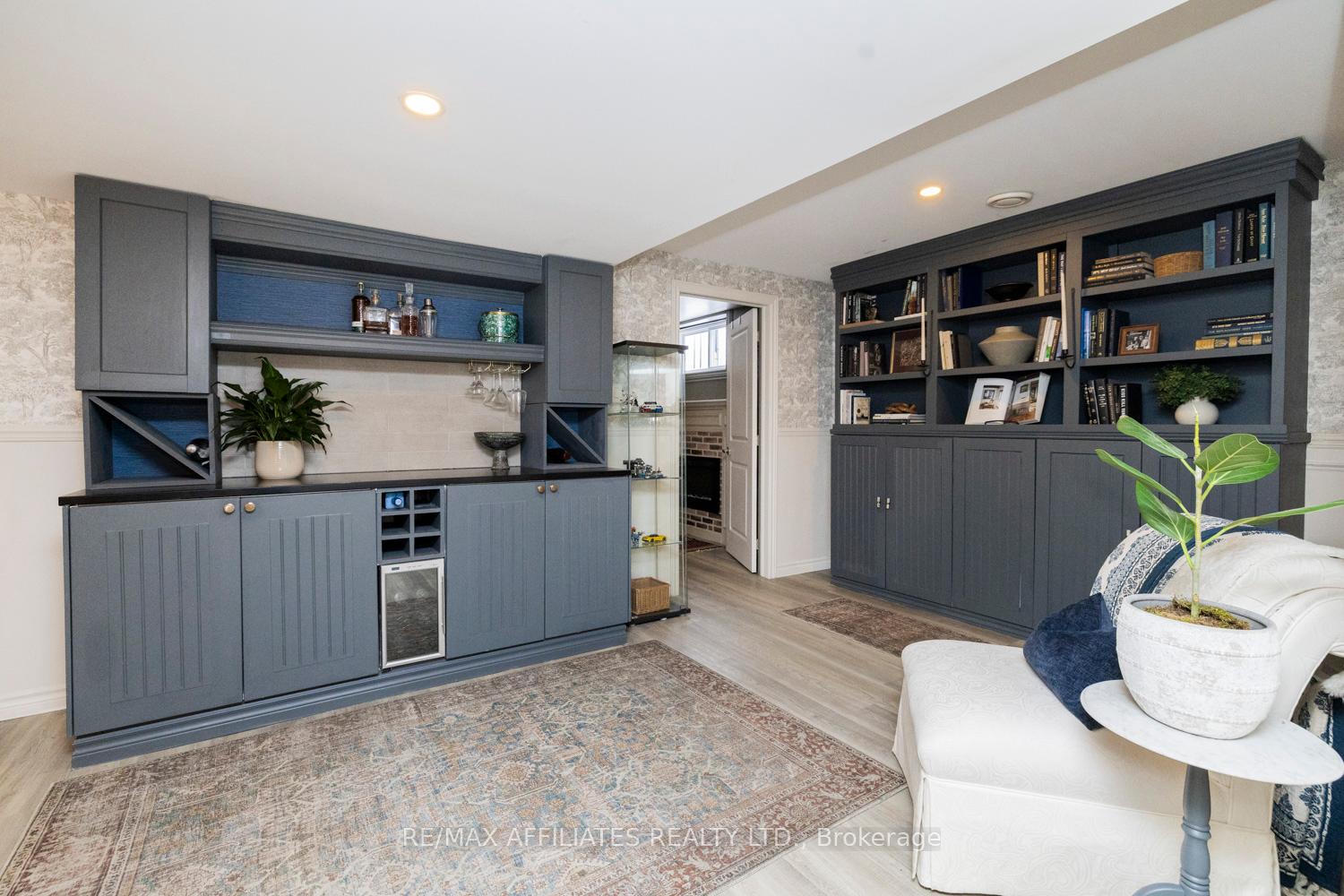 Photo 43 of 19 Senators Gate Drive, Perth — HOMEH