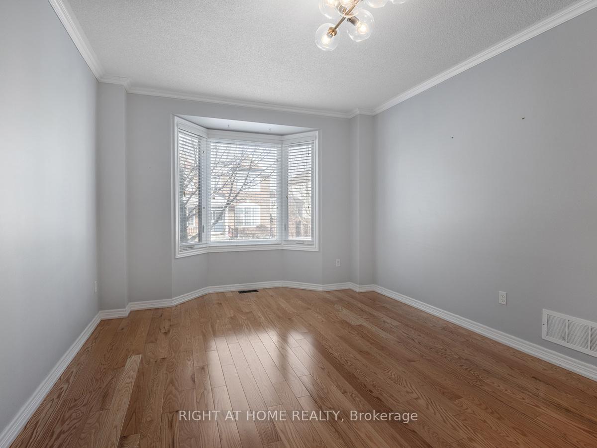 Photo 5 of 21 Clayson Street, Markham, Cornell — HOMEH