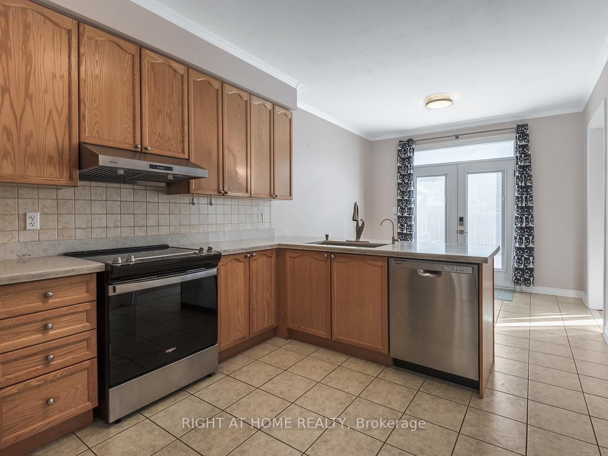 Photo 7 of 21 Clayson Street, Markham, Cornell — HOMEH