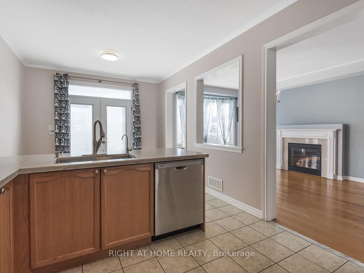 Photo 10 of 21 Clayson Street, Markham, Cornell — HOMEH