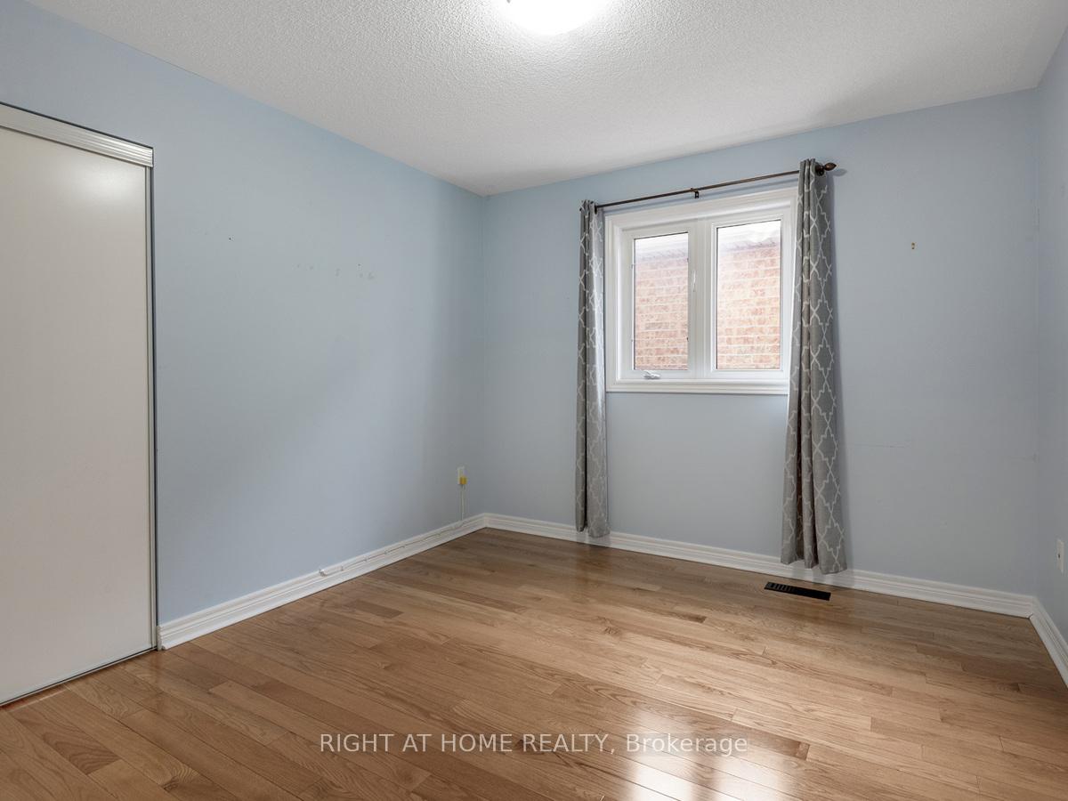Photo 16 of 21 Clayson Street, Markham, Cornell — HOMEH