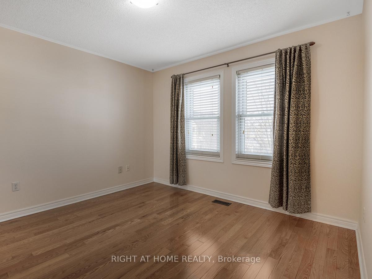 Photo 18 of 21 Clayson Street, Markham, Cornell — HOMEH