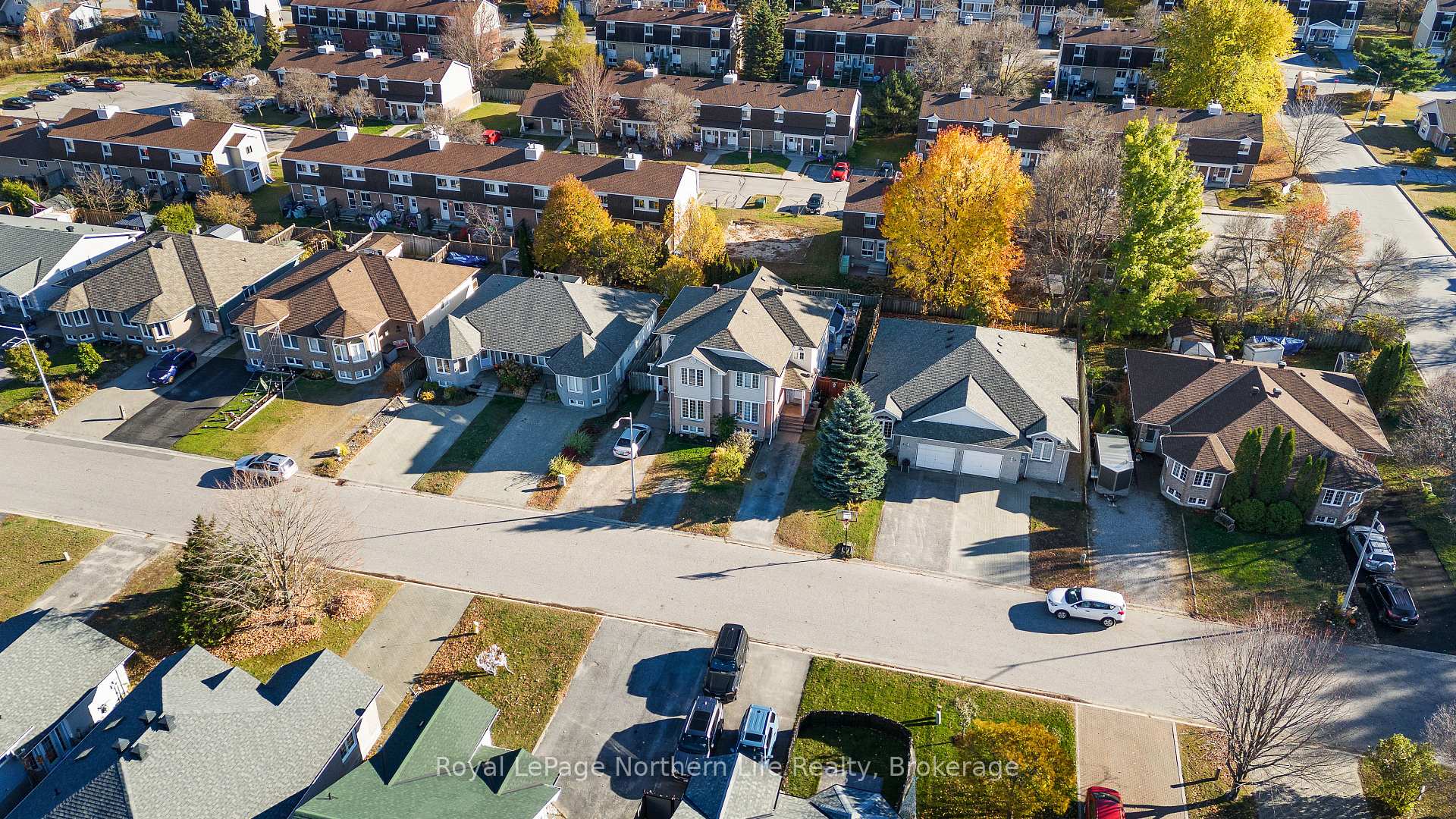 Photo 48 of 10 Mariah Street, North Bay, Ferris — HOMEH