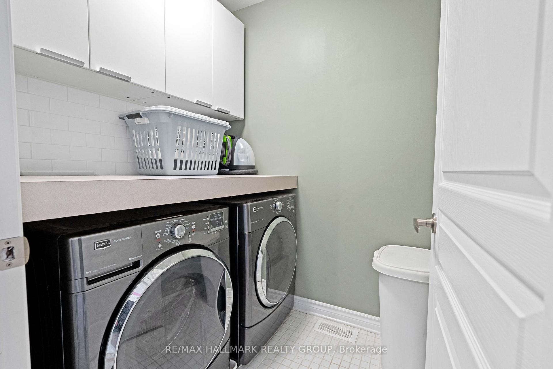 Photo 18 of 115 Sunshine Crescent, Ottawa, Notting Hill/Summerside — HOMEH