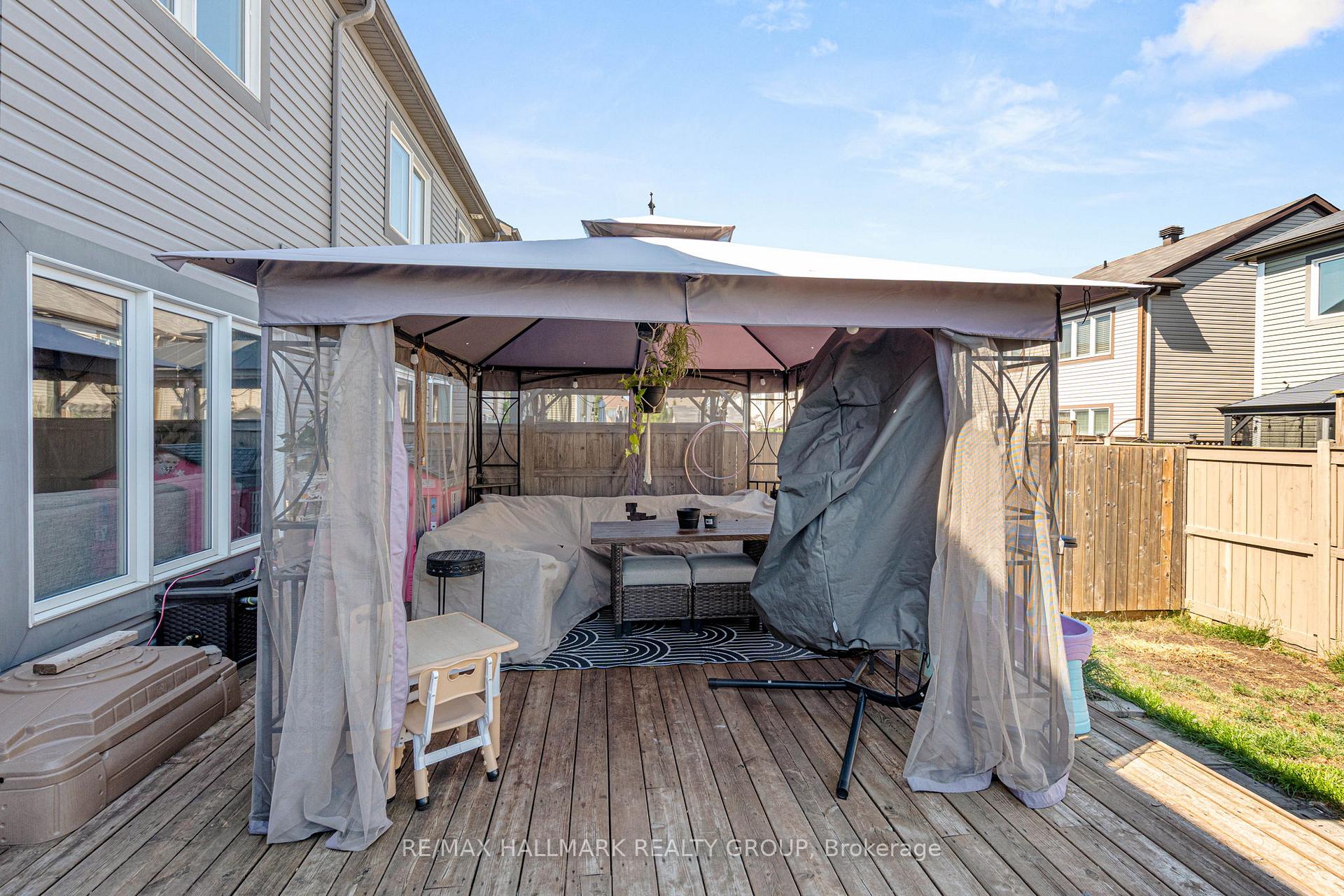 Photo 35 of 115 Sunshine Crescent, Ottawa, Notting Hill/Summerside — HOMEH