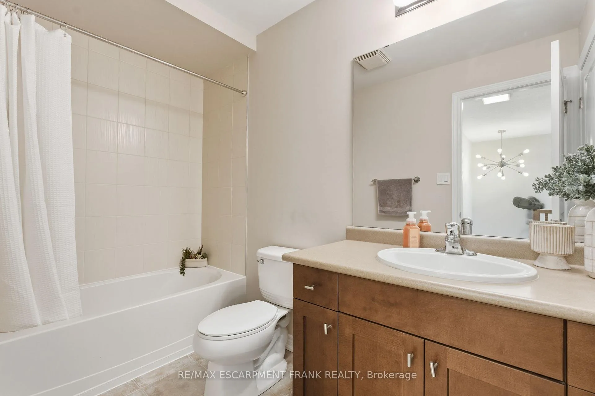 Photo 75 of Unit 85, 541 Winston Road, Grimsby, Grimsby Beach — HOMEH