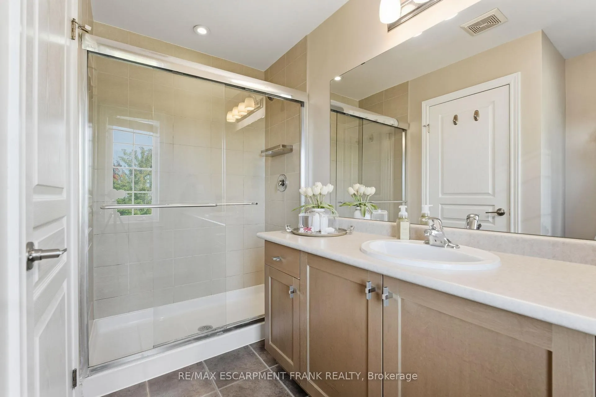 Photo 103 of Unit 85, 541 Winston Road, Grimsby, Grimsby Beach — HOMEH