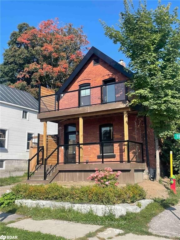 Photo 1 of 138 Tecumseth Street, Orillia — HOMEH