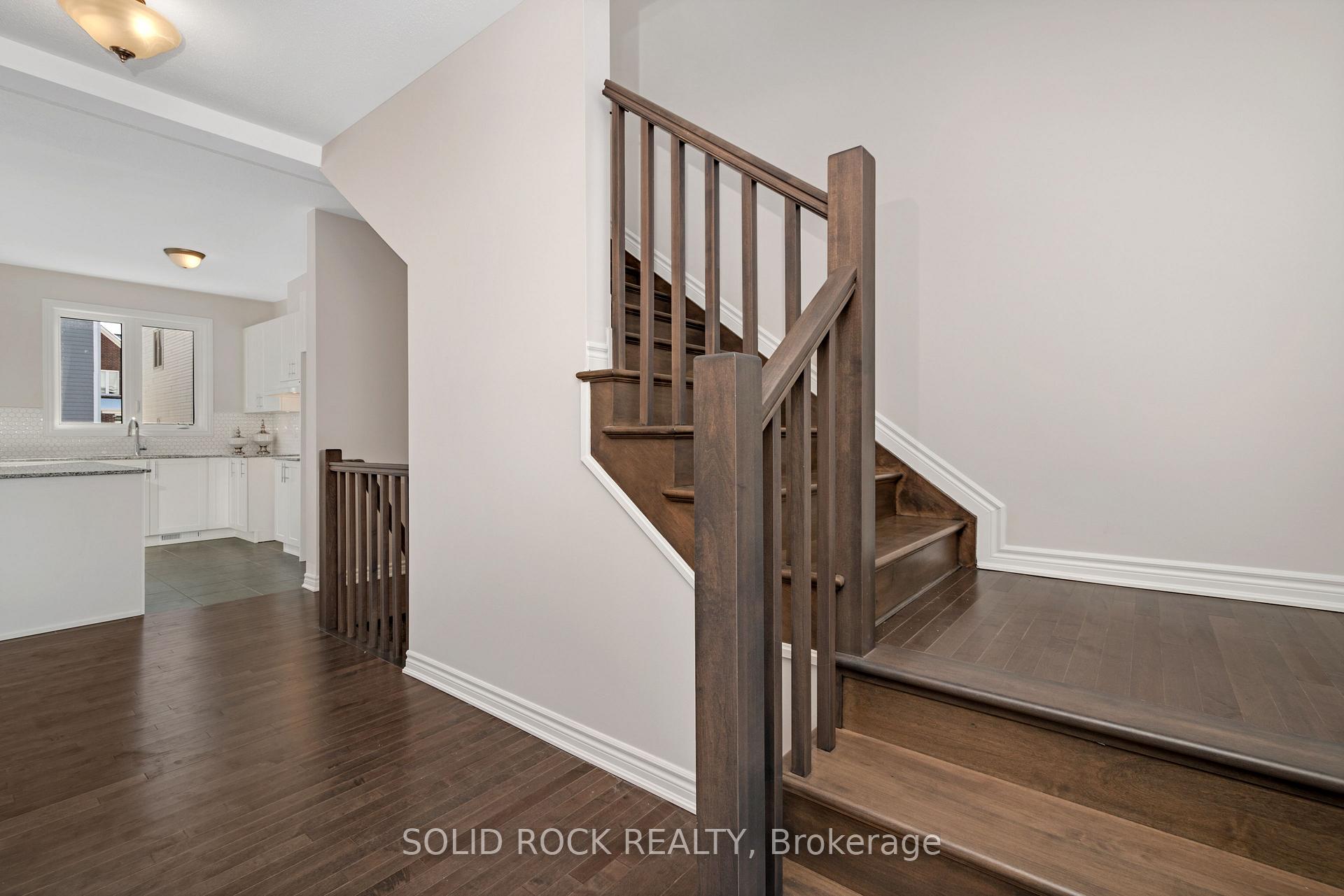 Photo 3 of 930 Lesage Way S, Ottawa, Chapel Hill South - Orleans Village — HOMEH