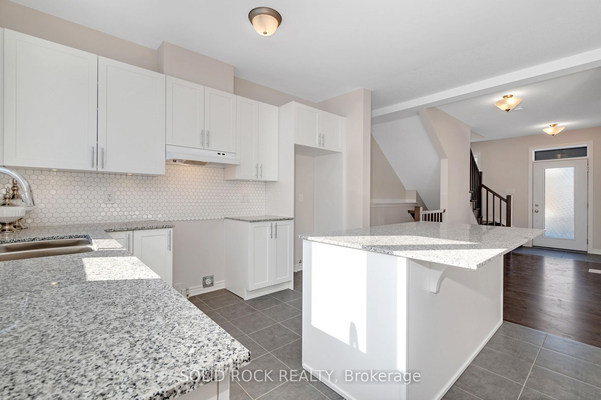 Photo 7 of 930 Lesage Way S, Ottawa, Chapel Hill South - Orleans Village — HOMEH