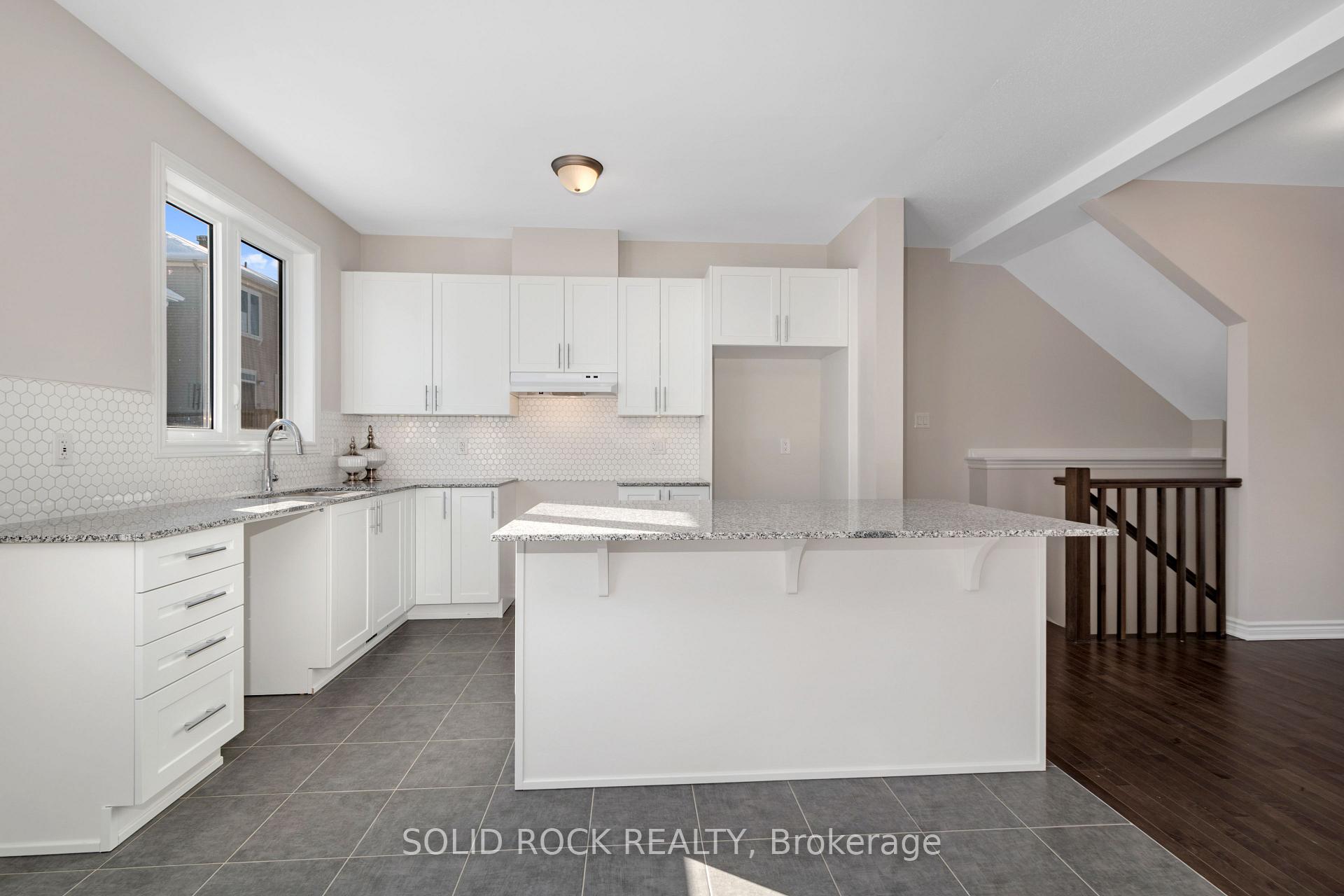 Photo 9 of 930 Lesage Way S, Ottawa, Chapel Hill South - Orleans Village — HOMEH