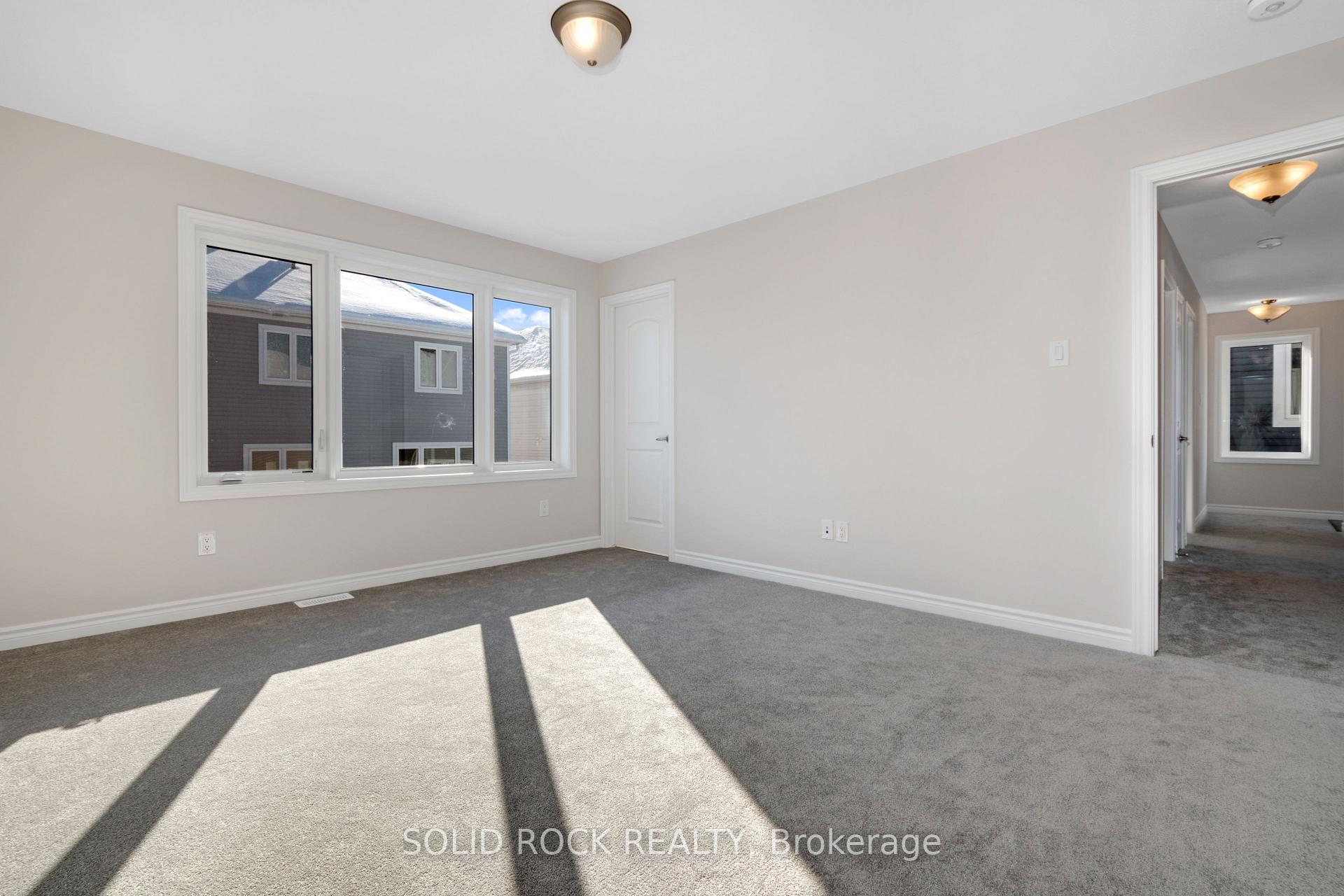 Photo 17 of 930 Lesage Way S, Ottawa, Chapel Hill South - Orleans Village — HOMEH