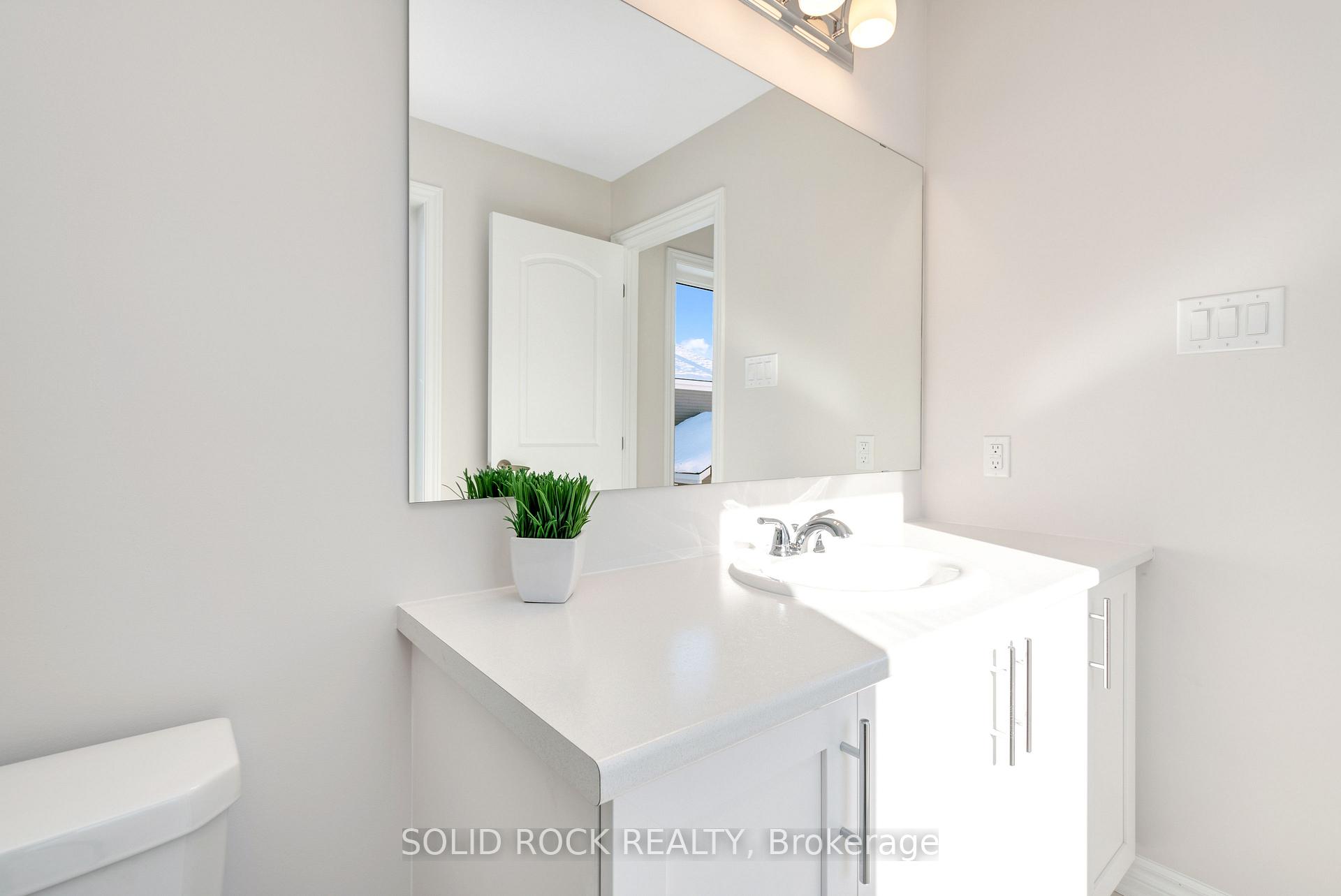 Photo 20 of 930 Lesage Way S, Ottawa, Chapel Hill South - Orleans Village — HOMEH