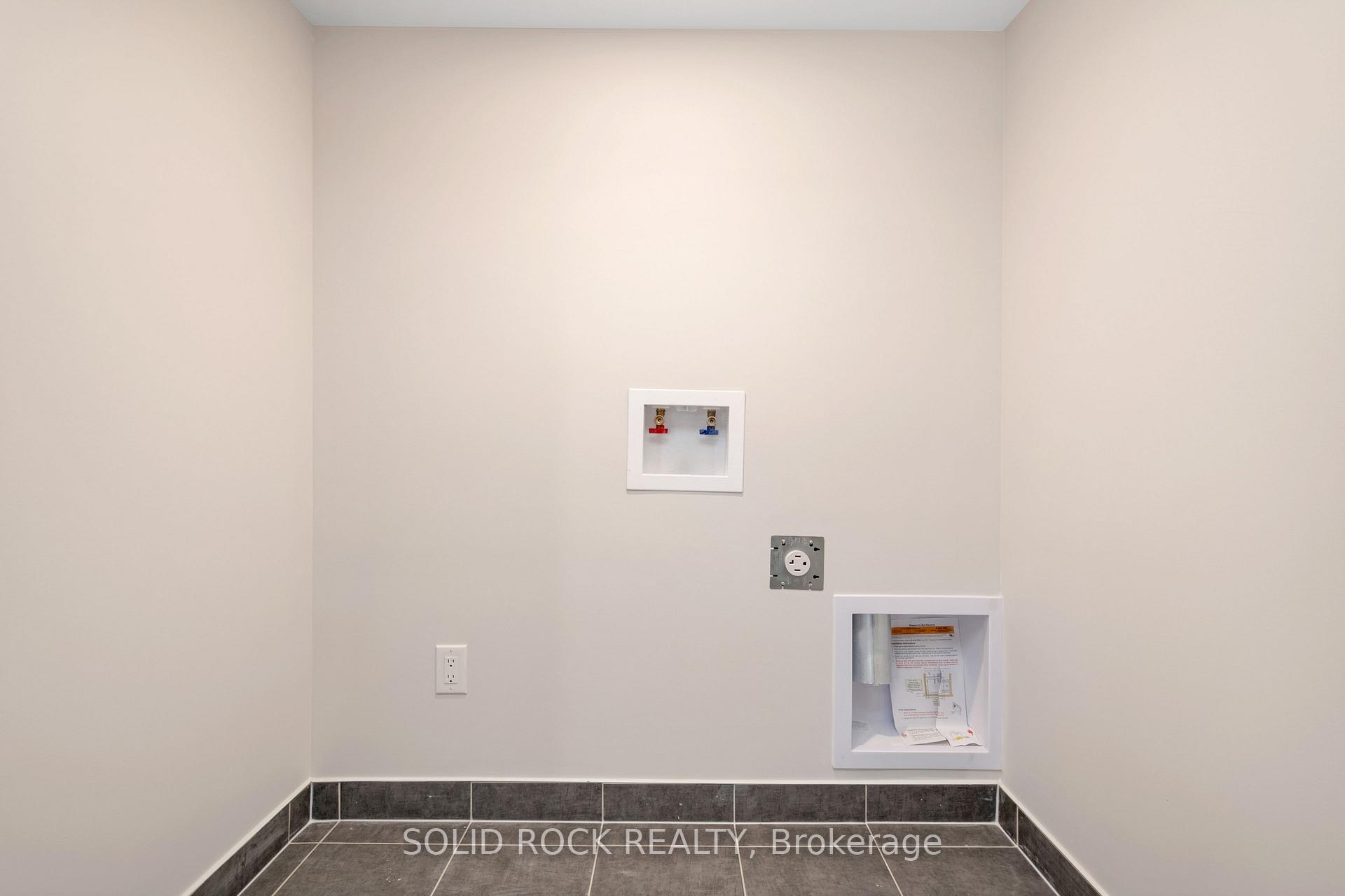 Photo 28 of 930 Lesage Way S, Ottawa, Chapel Hill South - Orleans Village — HOMEH