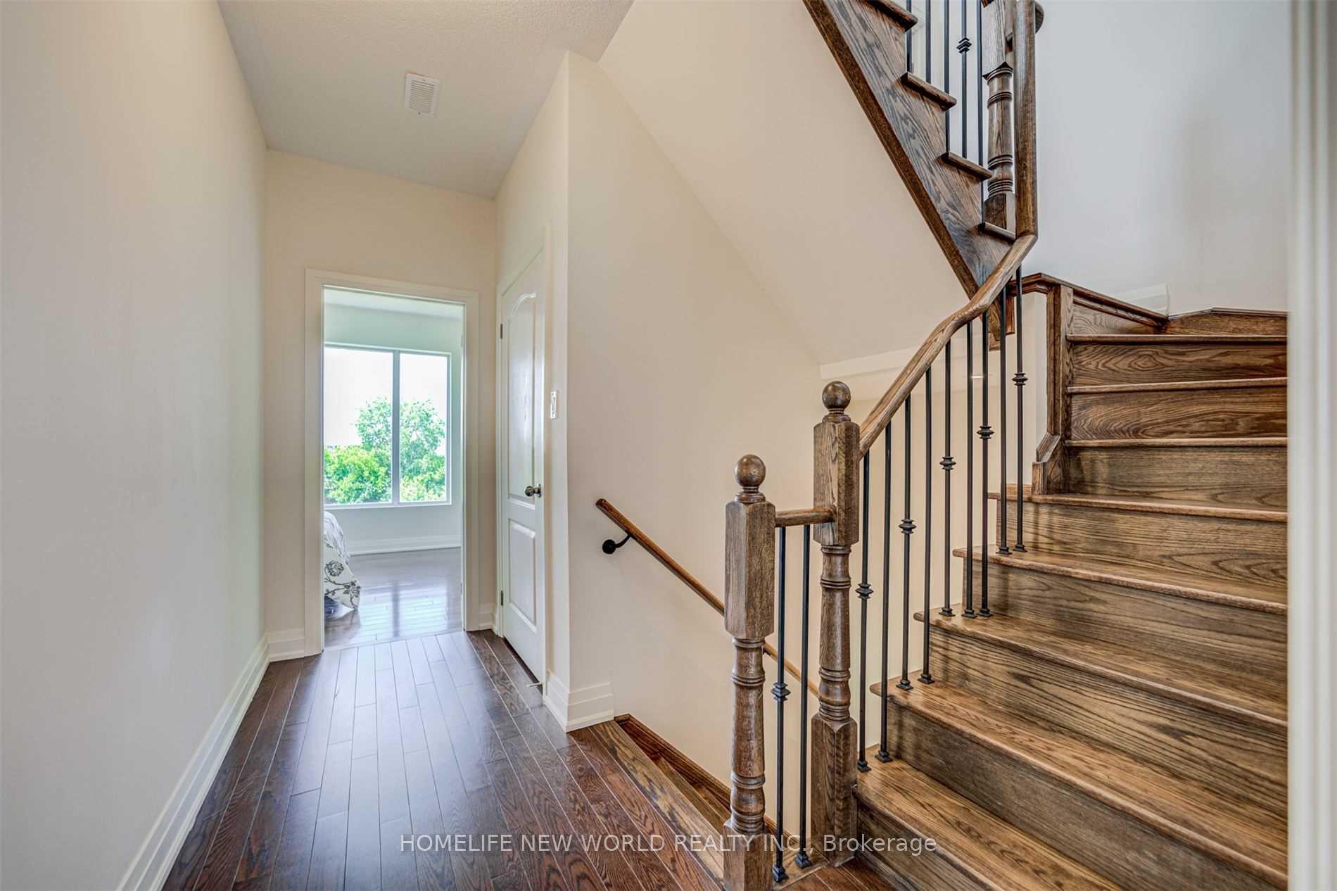 Photo 26 of 2 Mcclary's Way, Markham, Unionville — HOMEH