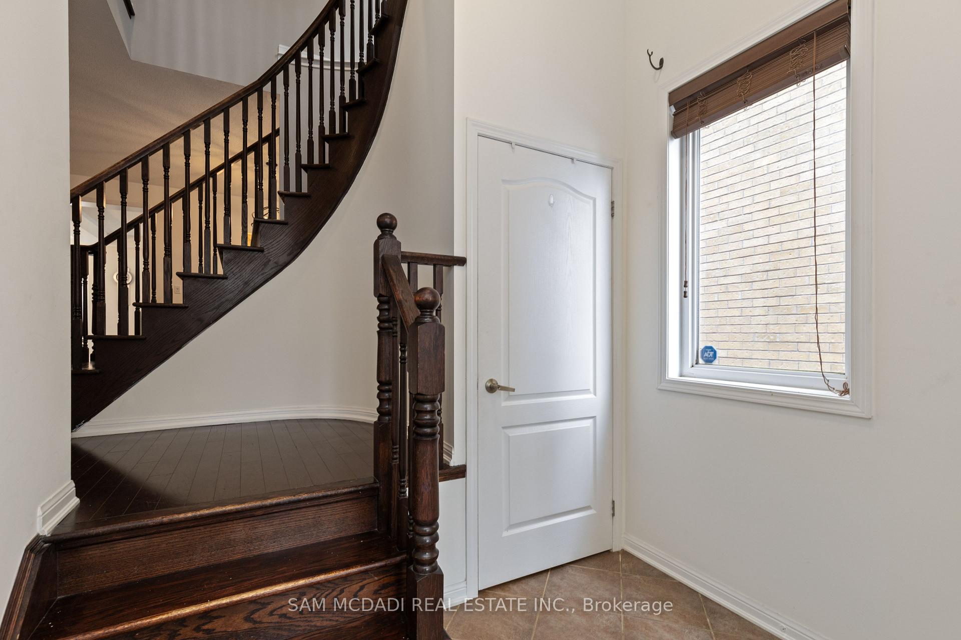 Photo 11 of 597 Bartleman Terrace, Milton, Coates — HOMEH