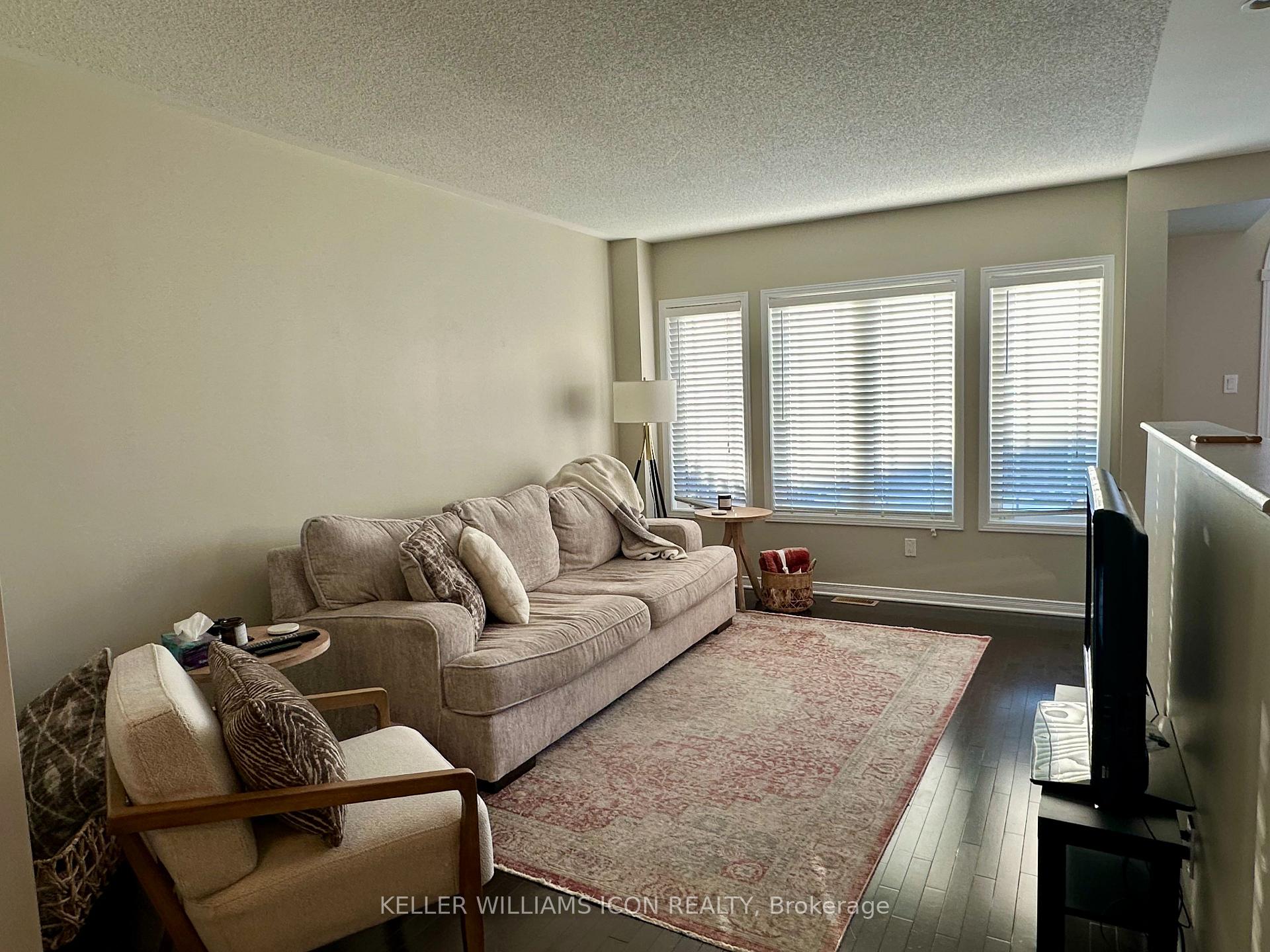 Photo 5 of 419 June Court, Ottawa, Mer Bleue/Bradley Estates/Anderson Park — HOMEH