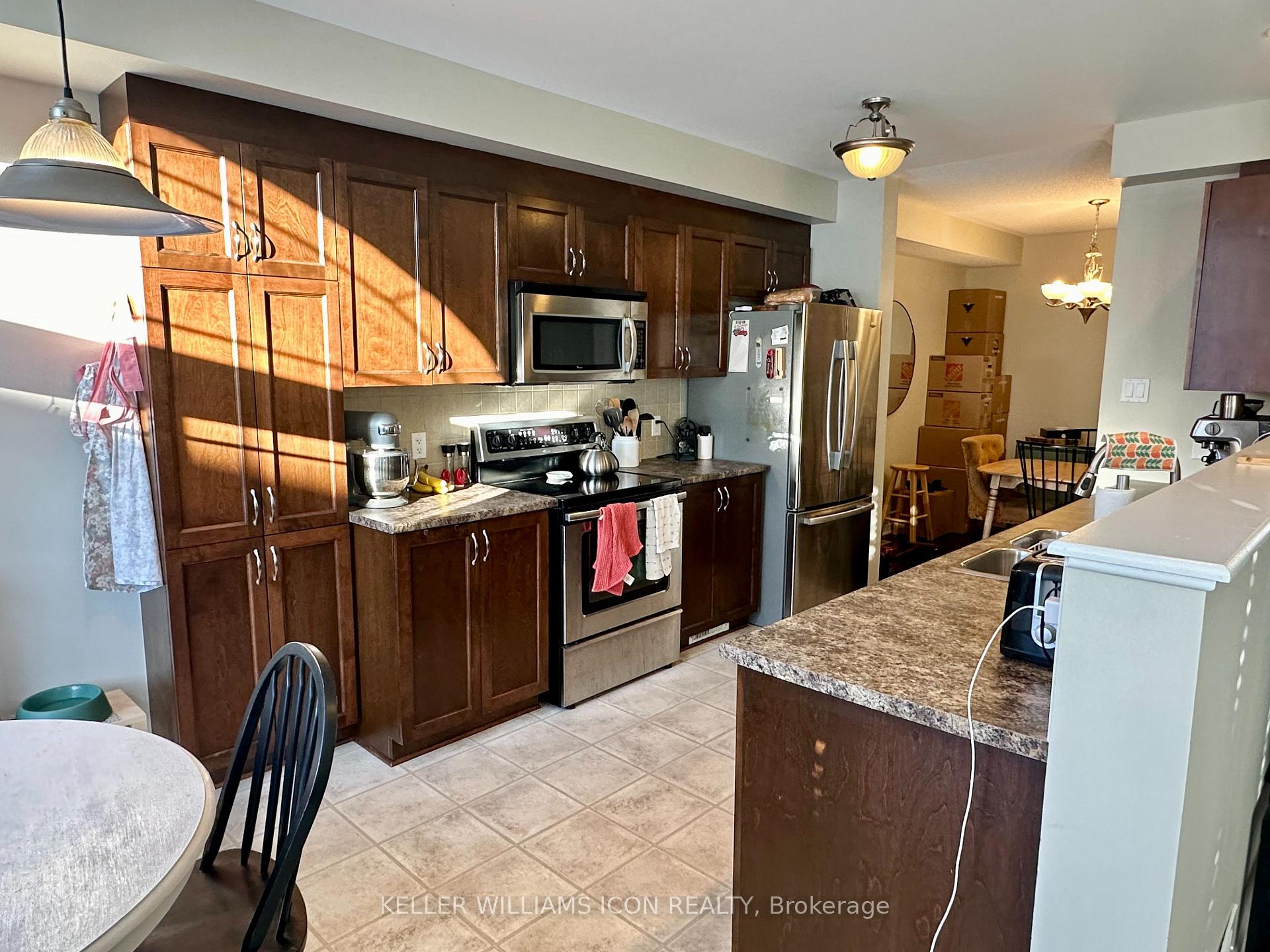 Photo 6 of 419 June Court, Ottawa, Mer Bleue/Bradley Estates/Anderson Park — HOMEH