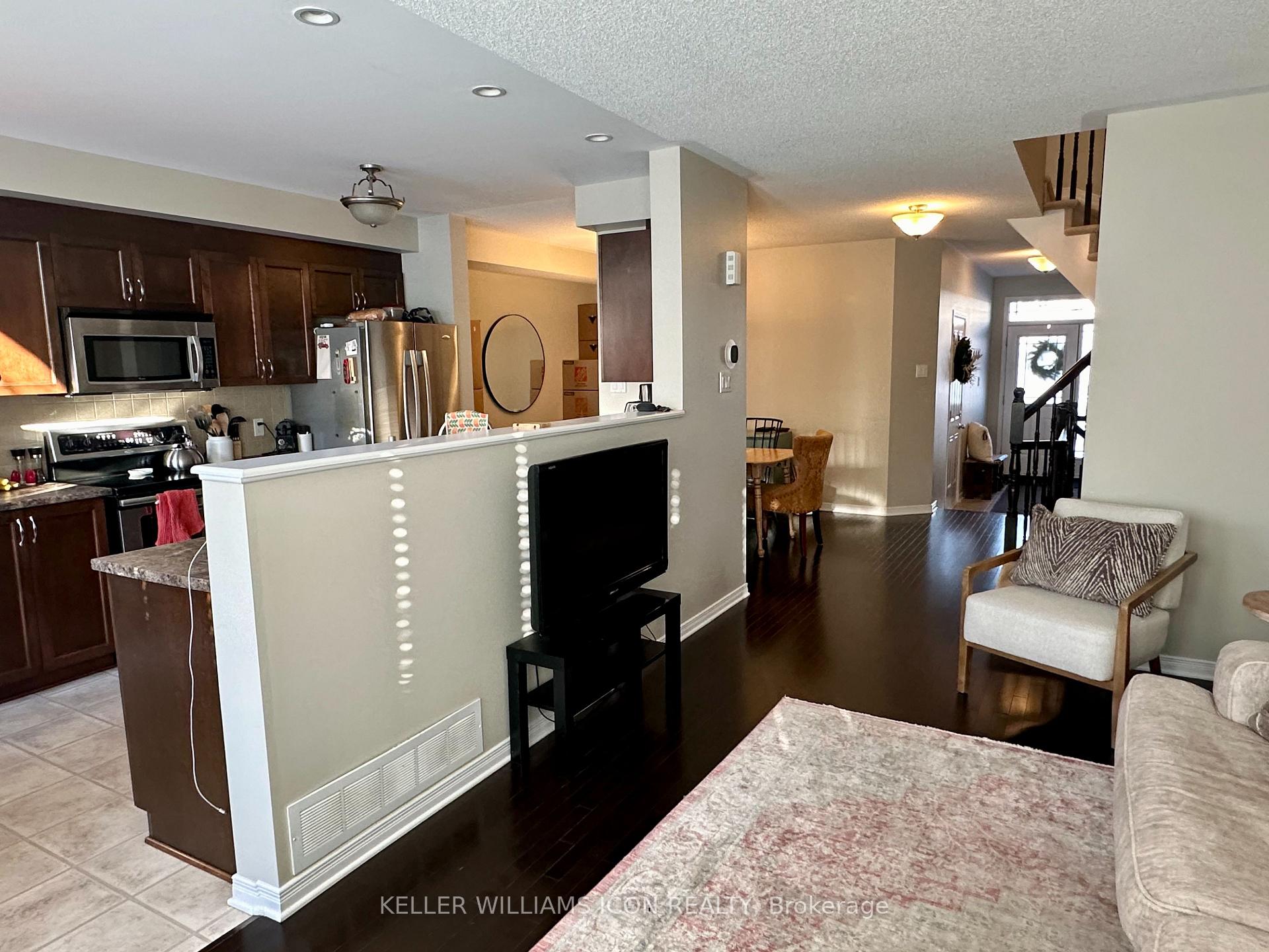 Photo 9 of 419 June Court, Ottawa, Mer Bleue/Bradley Estates/Anderson Park — HOMEH
