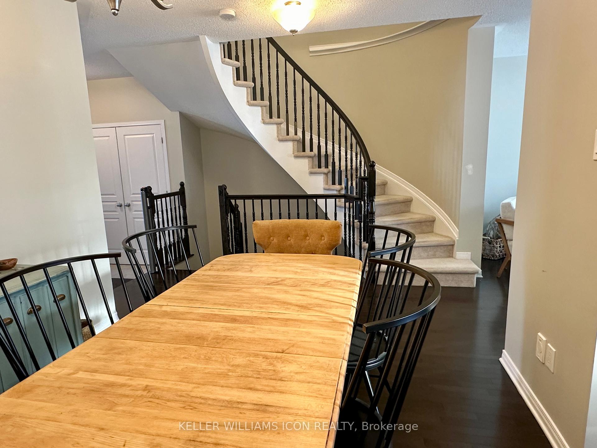 Photo 10 of 419 June Court, Ottawa, Mer Bleue/Bradley Estates/Anderson Park — HOMEH
