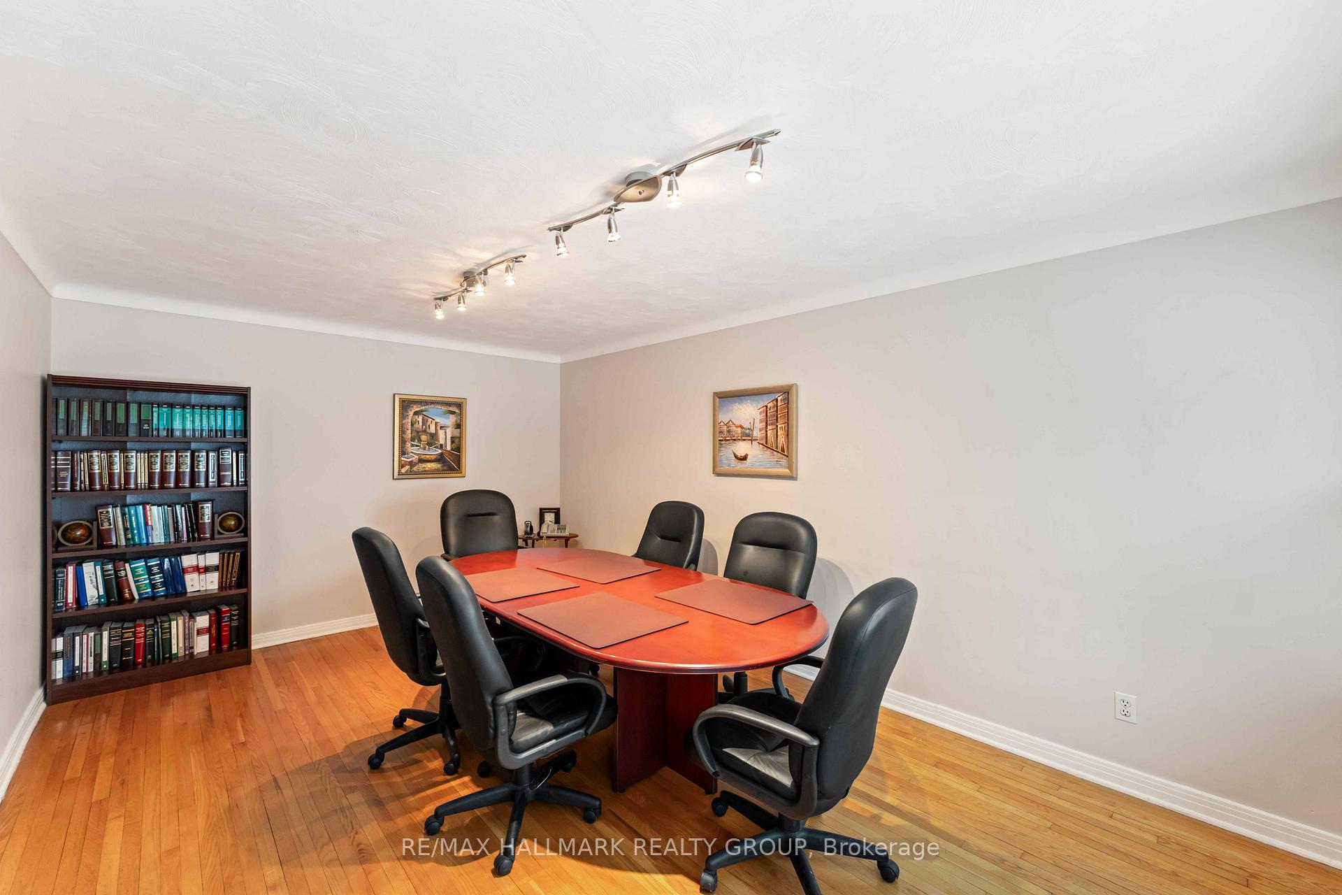 Photo 3 of 608 Cummings Avenue, Ottawa, Castle Heights/Rideau High — HOMEH