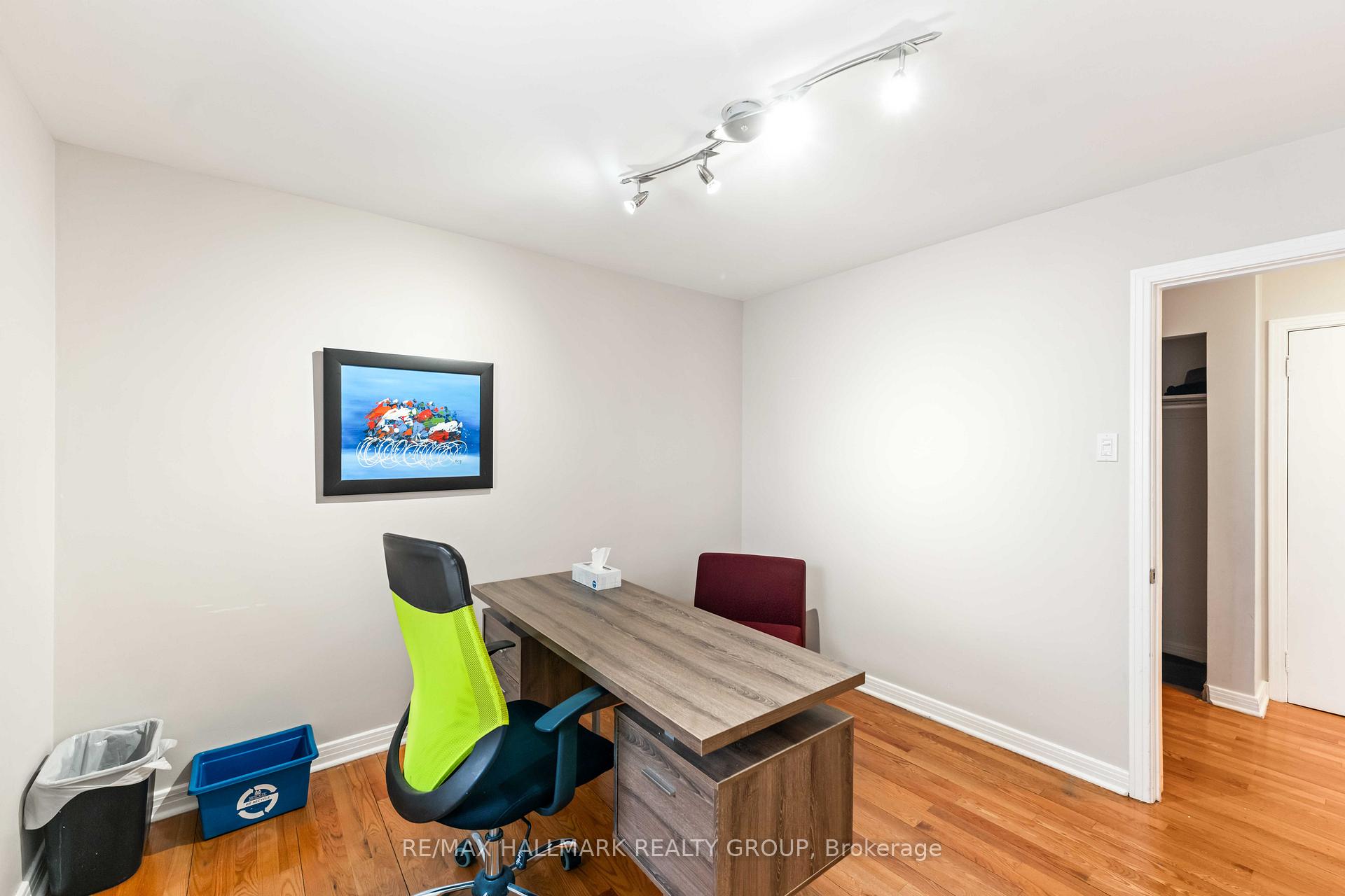 Photo 4 of 608 Cummings Avenue, Ottawa, Castle Heights/Rideau High — HOMEH