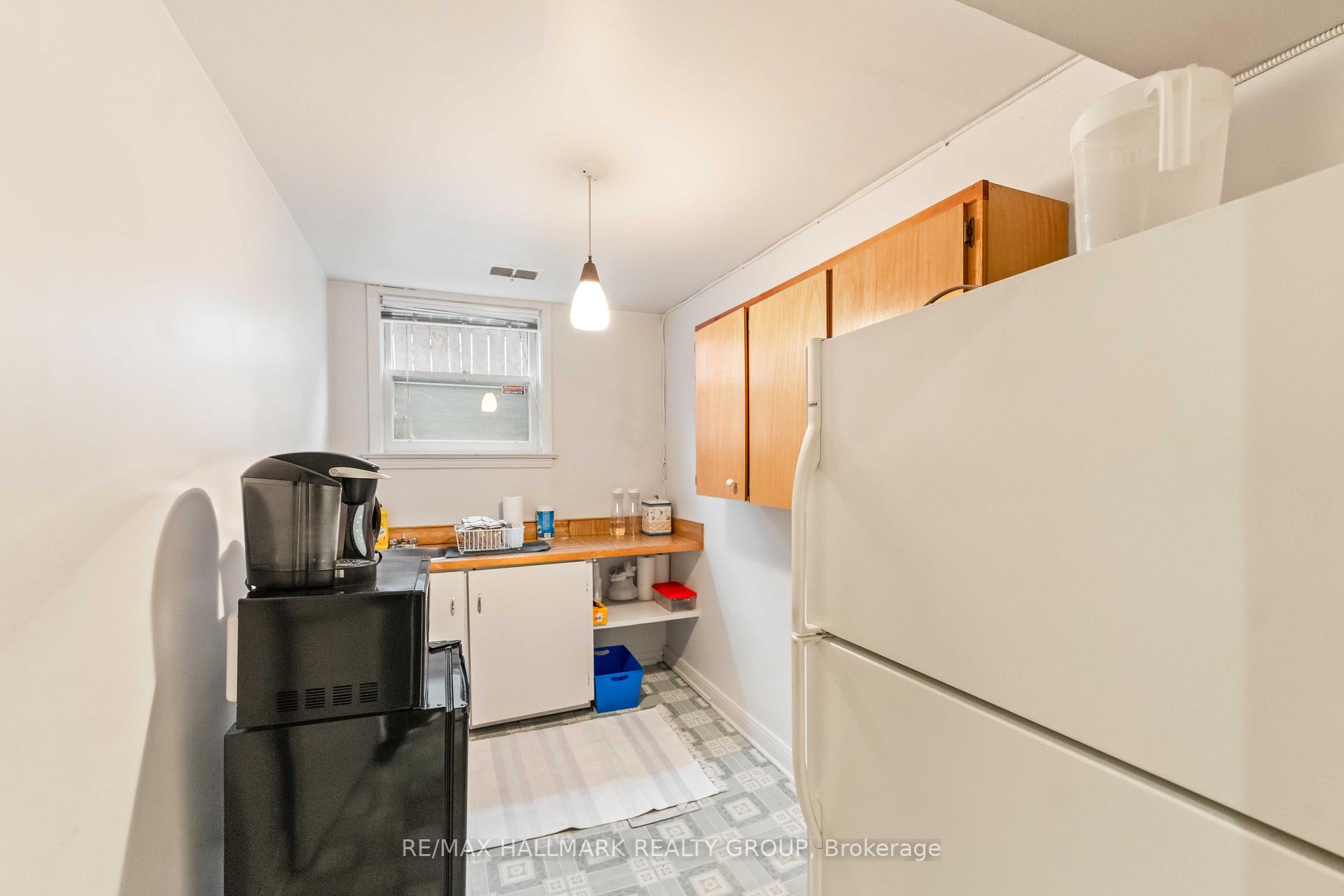 Photo 13 of 608 Cummings Avenue, Ottawa, Castle Heights/Rideau High — HOMEH