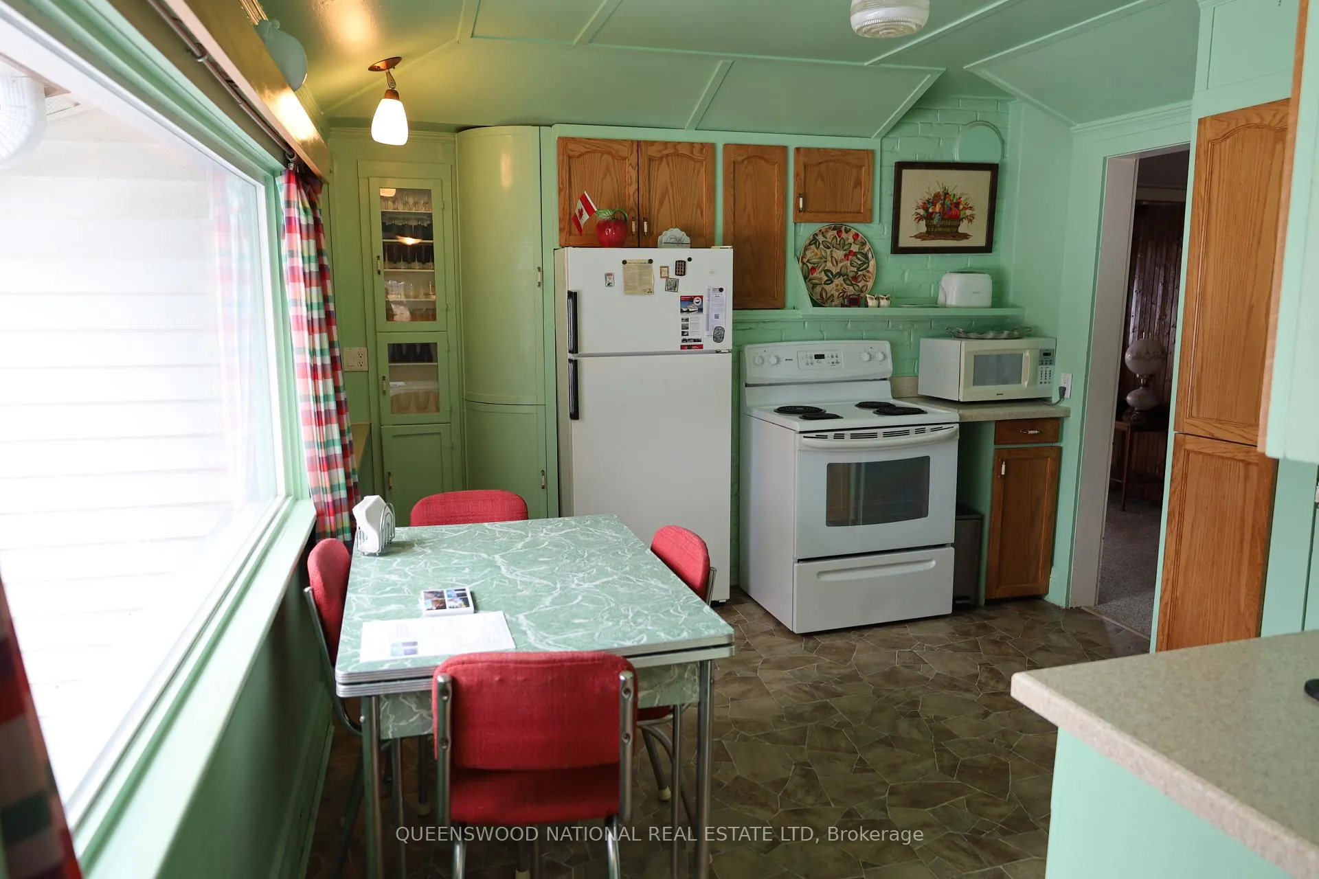 Photo 17 of 369 Wigston Drive, North Bay, Ferris — HOMEH