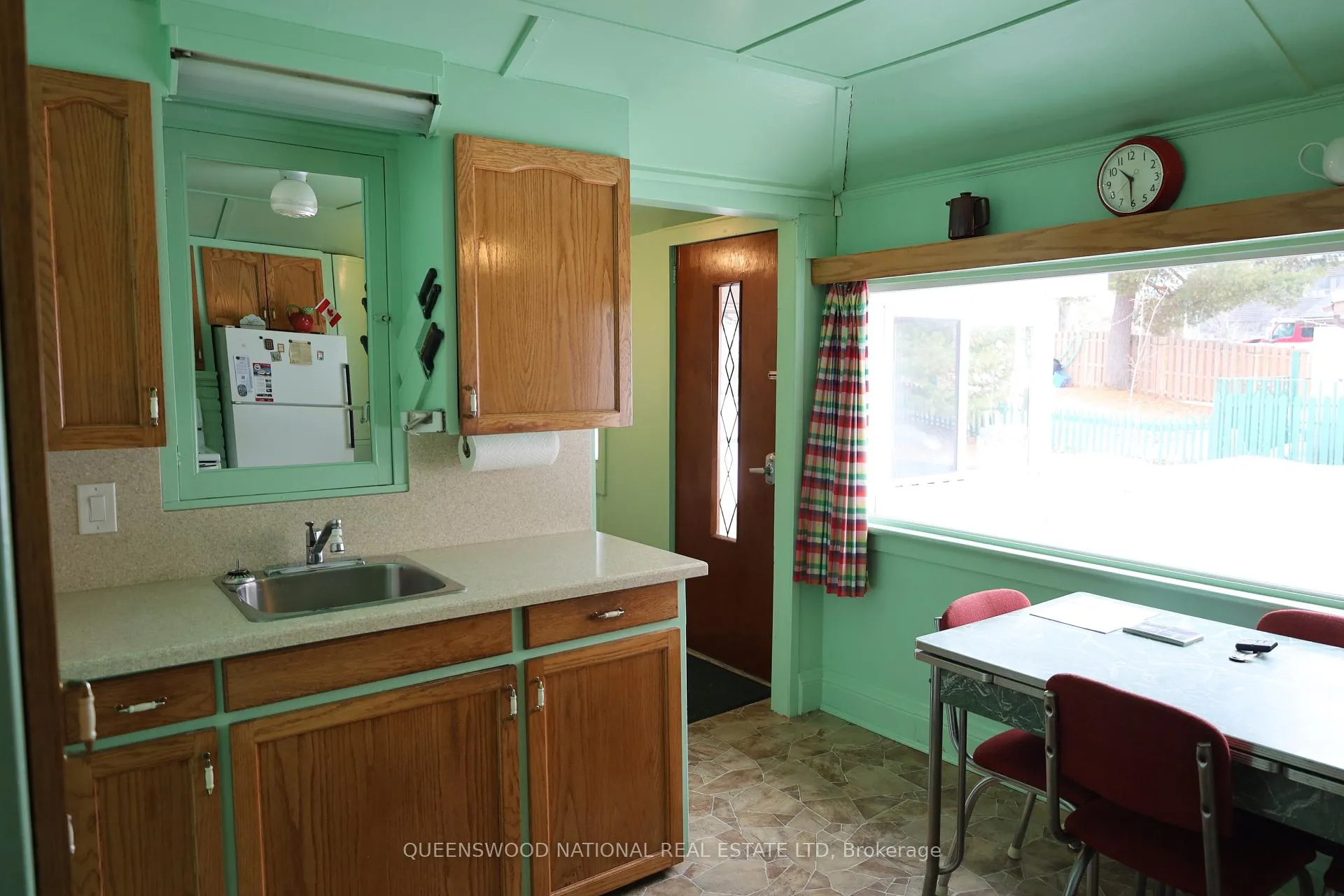 Photo 19 of 369 Wigston Drive, North Bay, Ferris — HOMEH