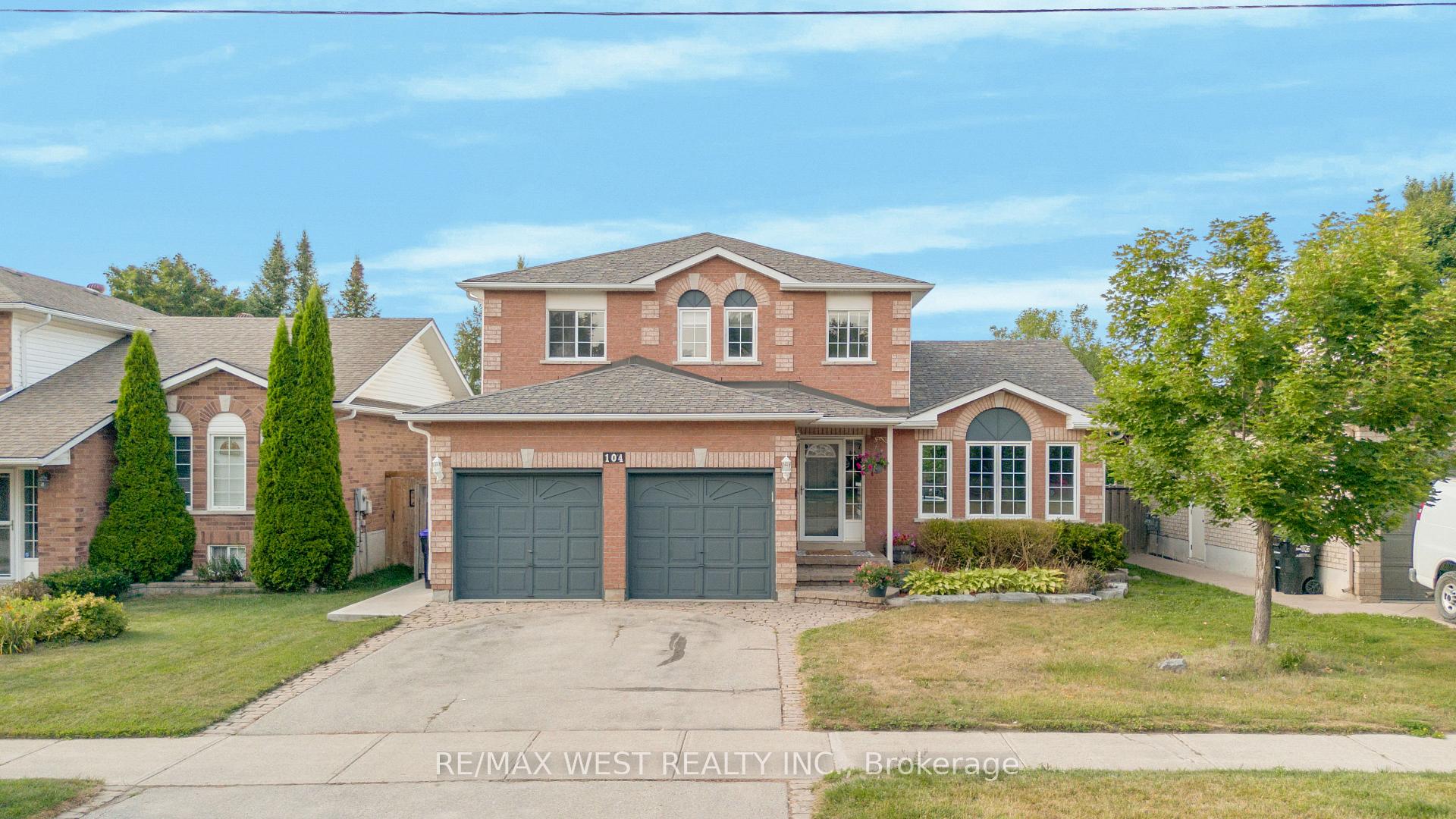 Photo 1 of 104 Prospect Street, New Tecumseth, Beeton — HOMEH
