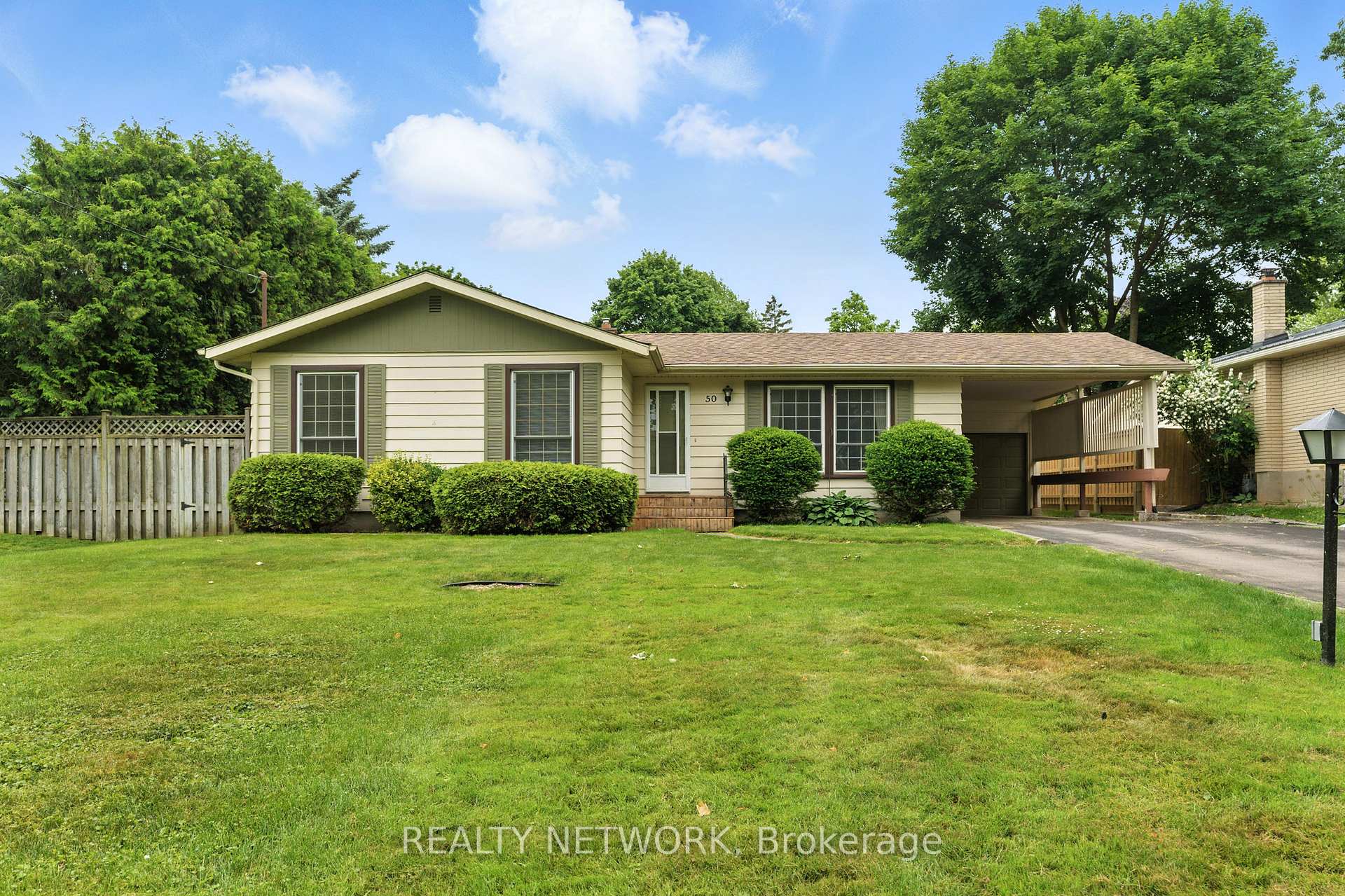 Photo 2 of 50 Hurricane Road, Pelham, Fonthill — HOMEH