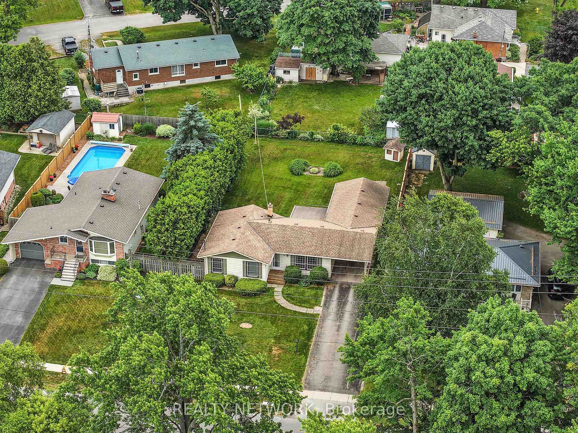 Photo 4 of 50 Hurricane Road, Pelham, Fonthill — HOMEH