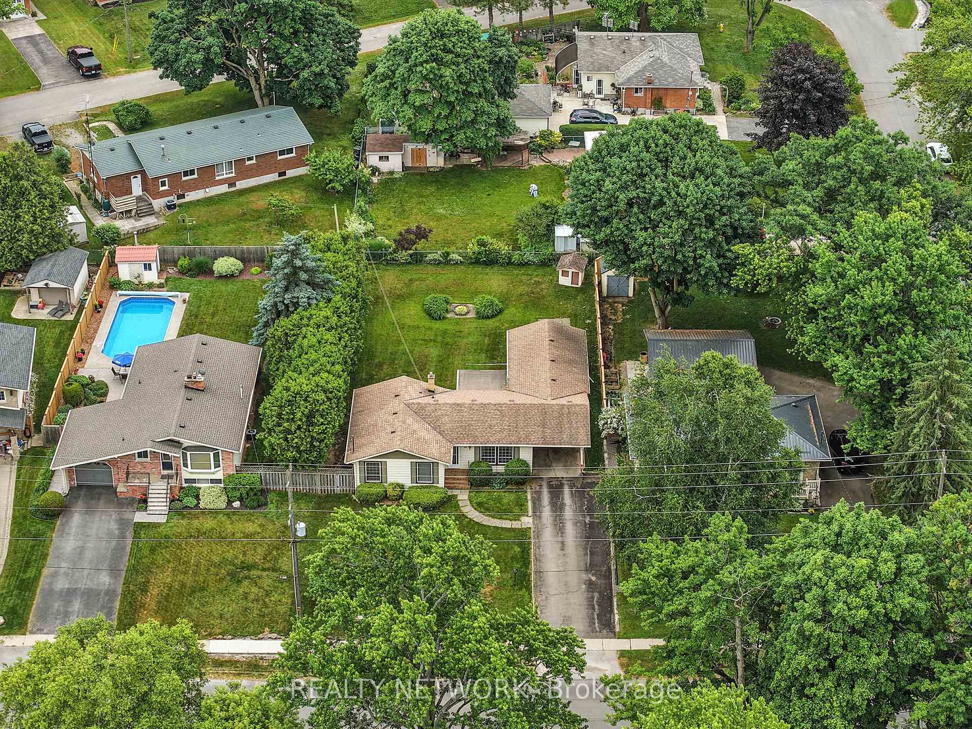 Photo 5 of 50 Hurricane Road, Pelham, Fonthill — HOMEH