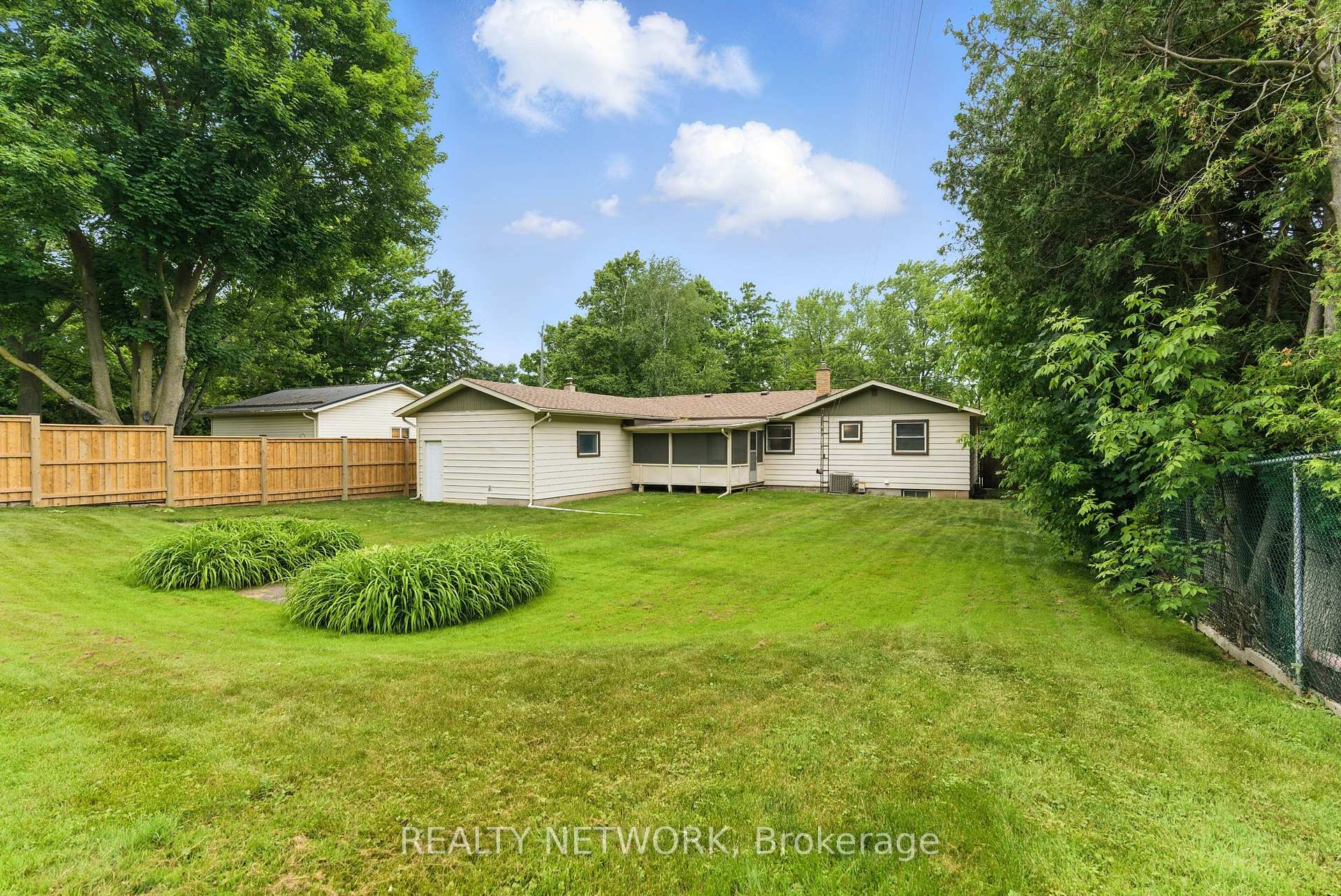 Photo 37 of 50 Hurricane Road, Pelham, Fonthill — HOMEH