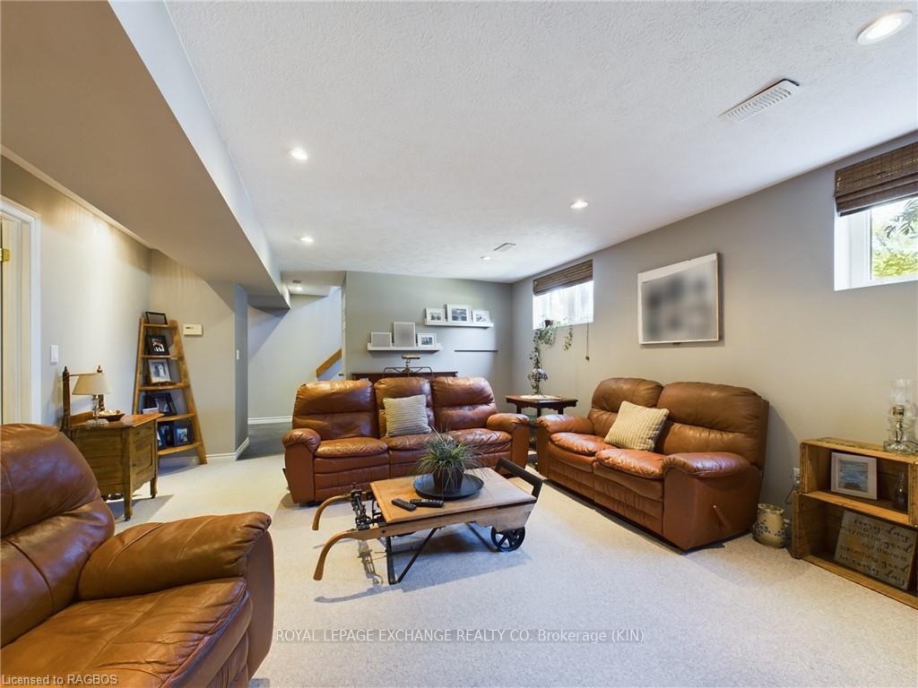 Photo 33 of 474 Grandview Drive, North Huron, Wingham — HOMEH