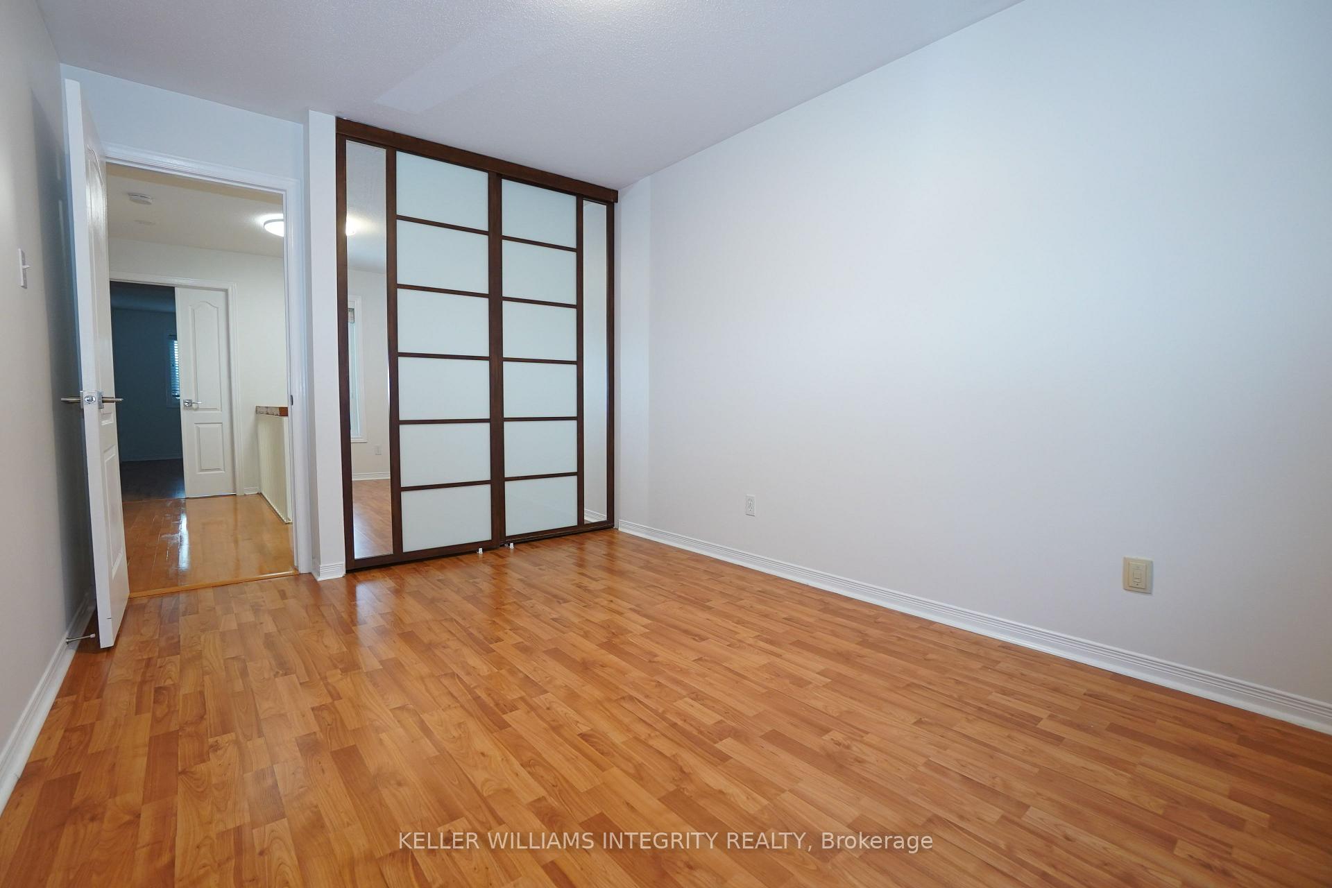 Photo 21 of 6052 Pineglade Crescent, Ottawa, Chapel Hill South - Orleans Village — HOMEH