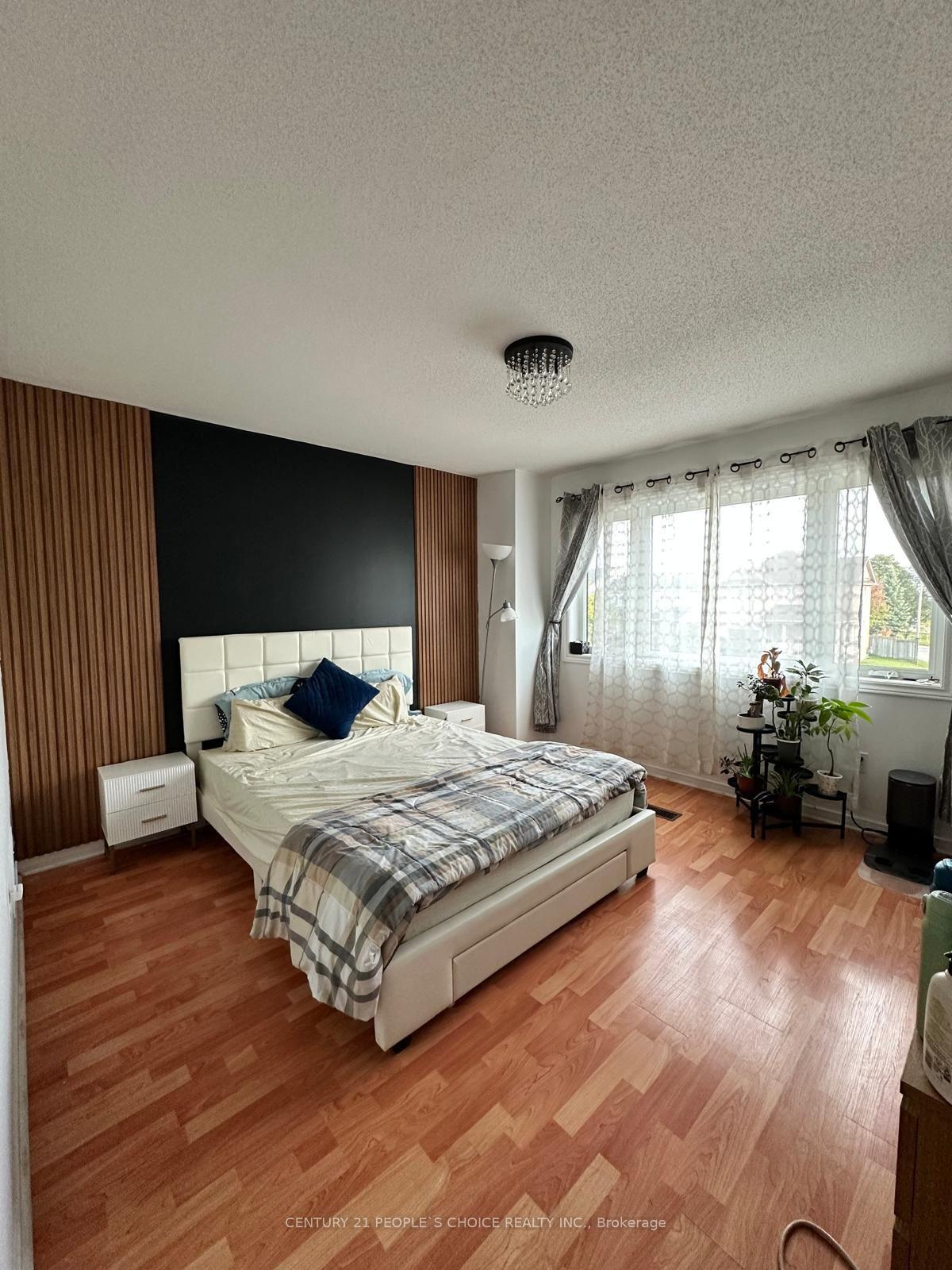 Photo 2 of 76 Cottingham Crescent, Oshawa, Farewell — HOMEH