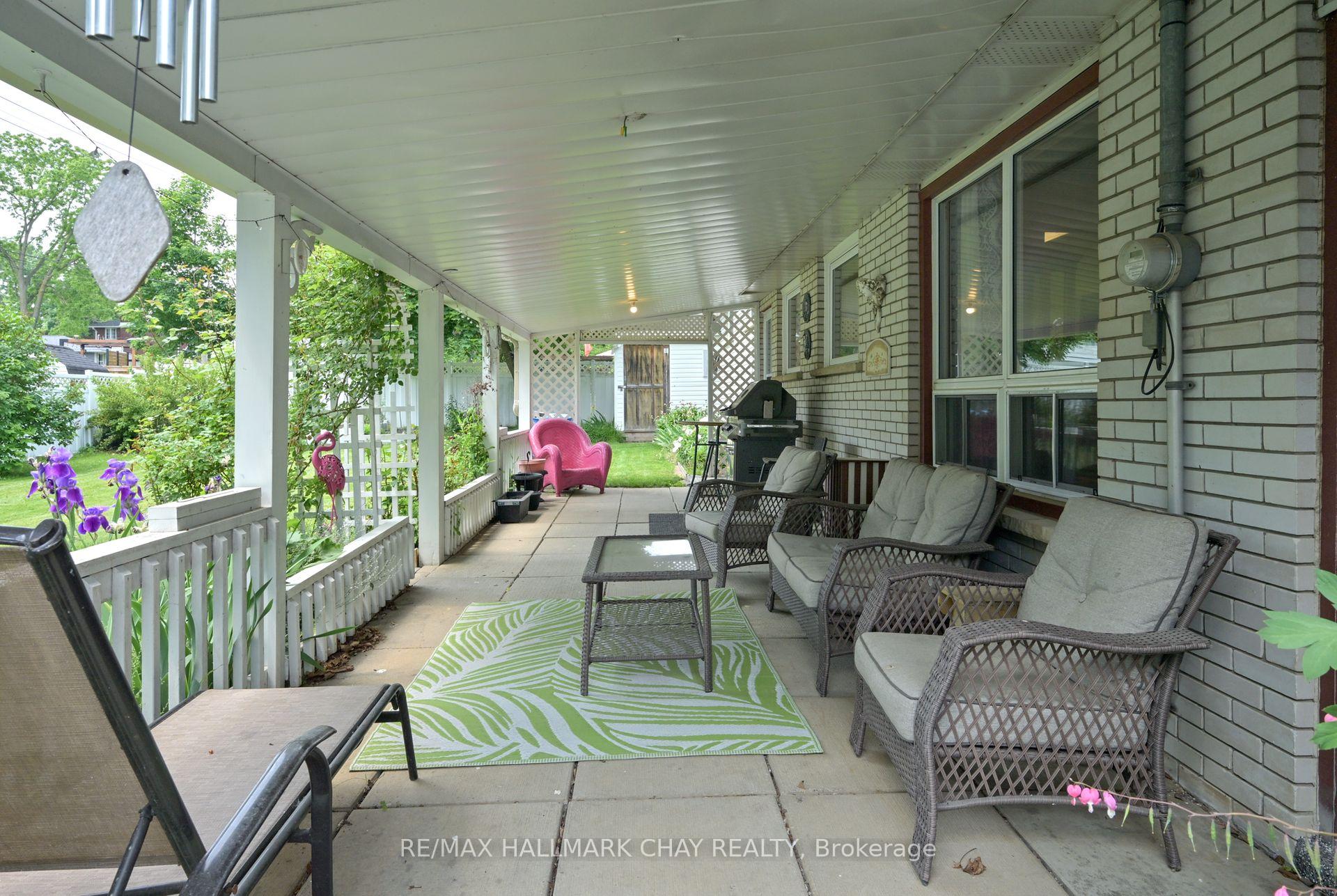 Photo 6 of 17 Elm Street, New Tecumseth, Alliston — HOMEH