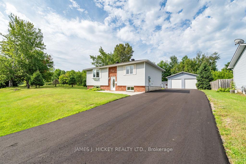 Front of 1108 Boundary Road