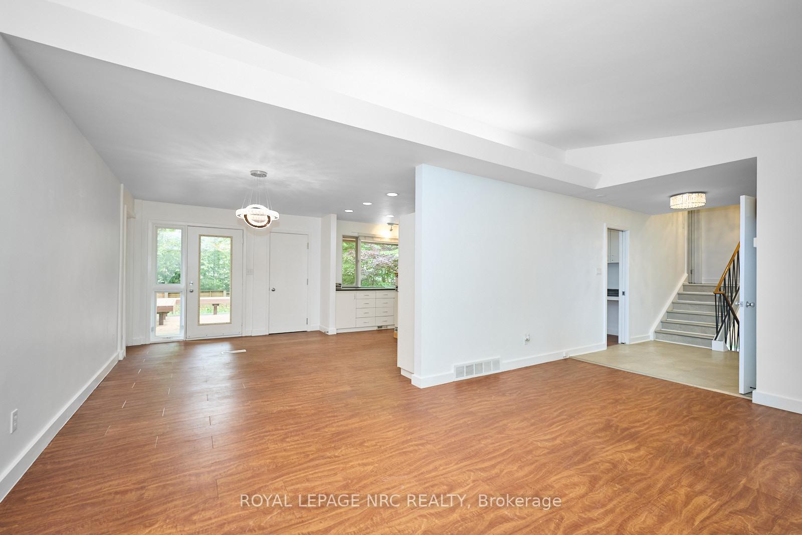 Photo 7 of 1295 Pelham Street, Pelham, Fonthill — HOMEH