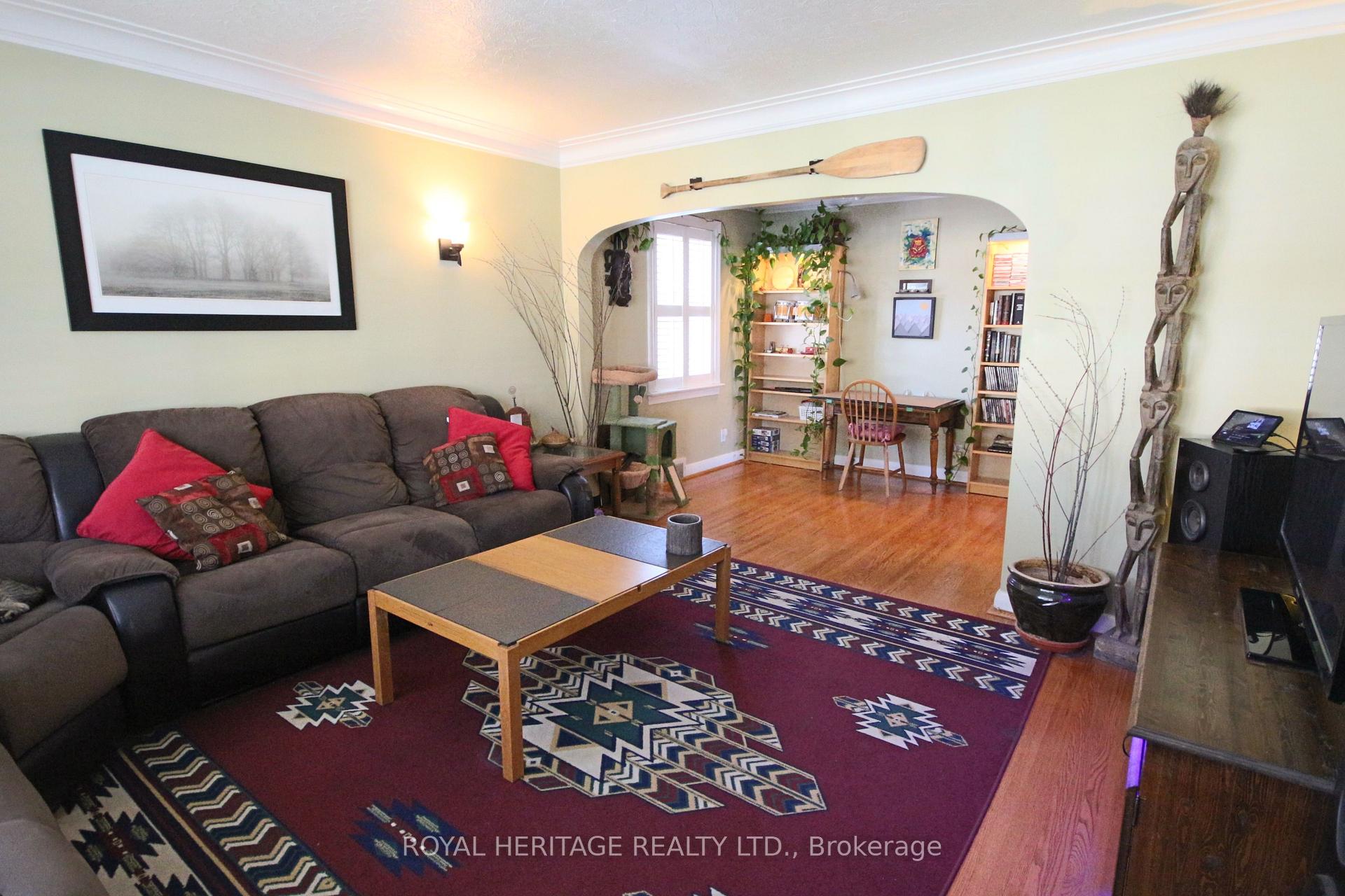 Photo 10 of 373 Colborne Street E, Oshawa, O'Neill — HOMEH