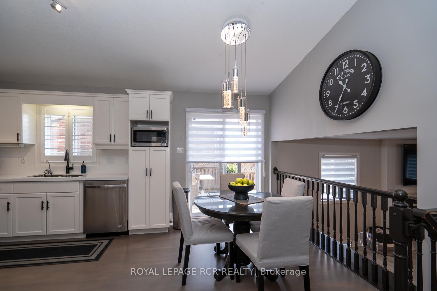 Photo 11 of 80 Spencer Avenue, Orangeville — HOMEH