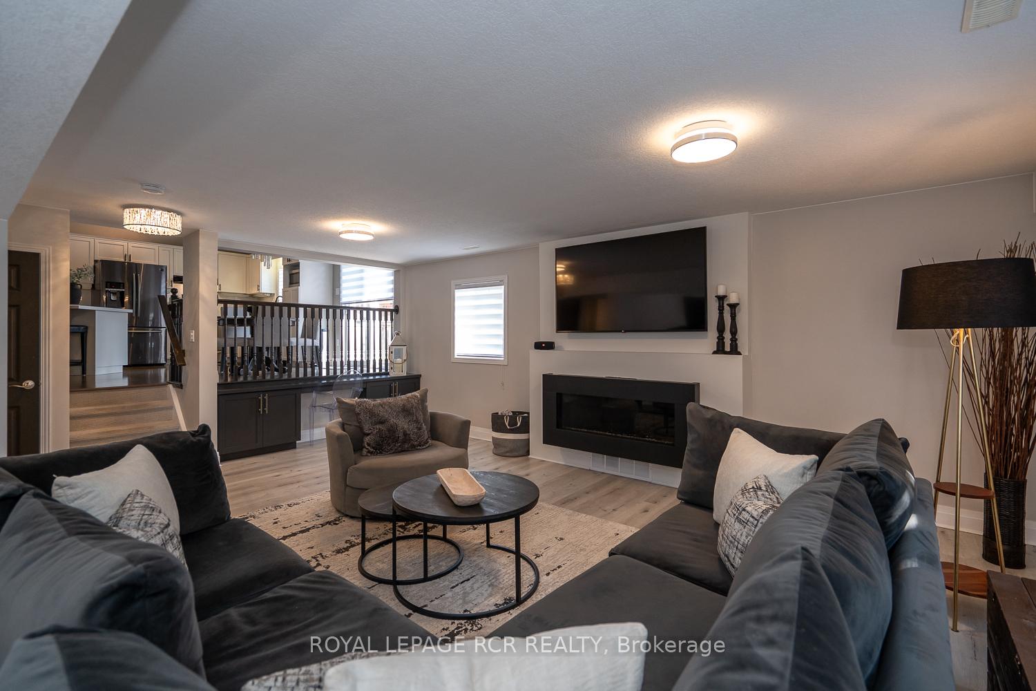 Photo 20 of 80 Spencer Avenue, Orangeville — HOMEH