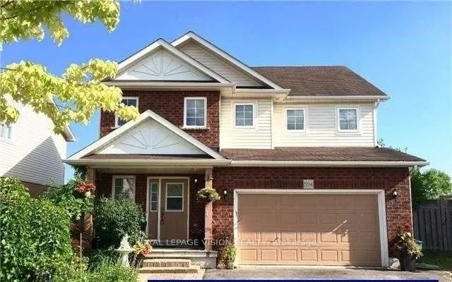 Photo 3 of 594 Flagstone Court, Oshawa, Samac — HOMEH