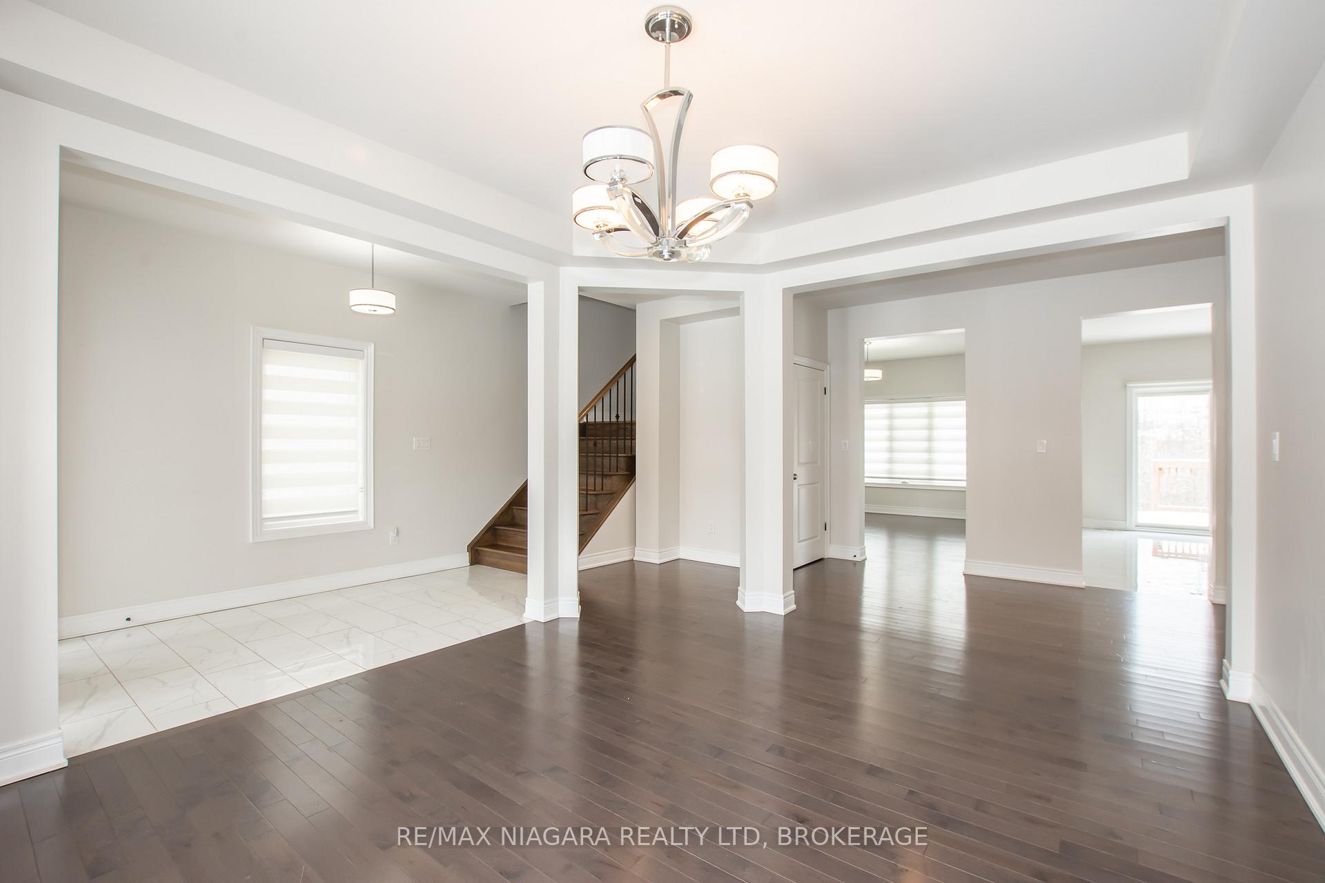Photo 5 of Unit MAIN, 7161 Lionshead Avenue, Niagara Falls, Oldfield — HOMEH